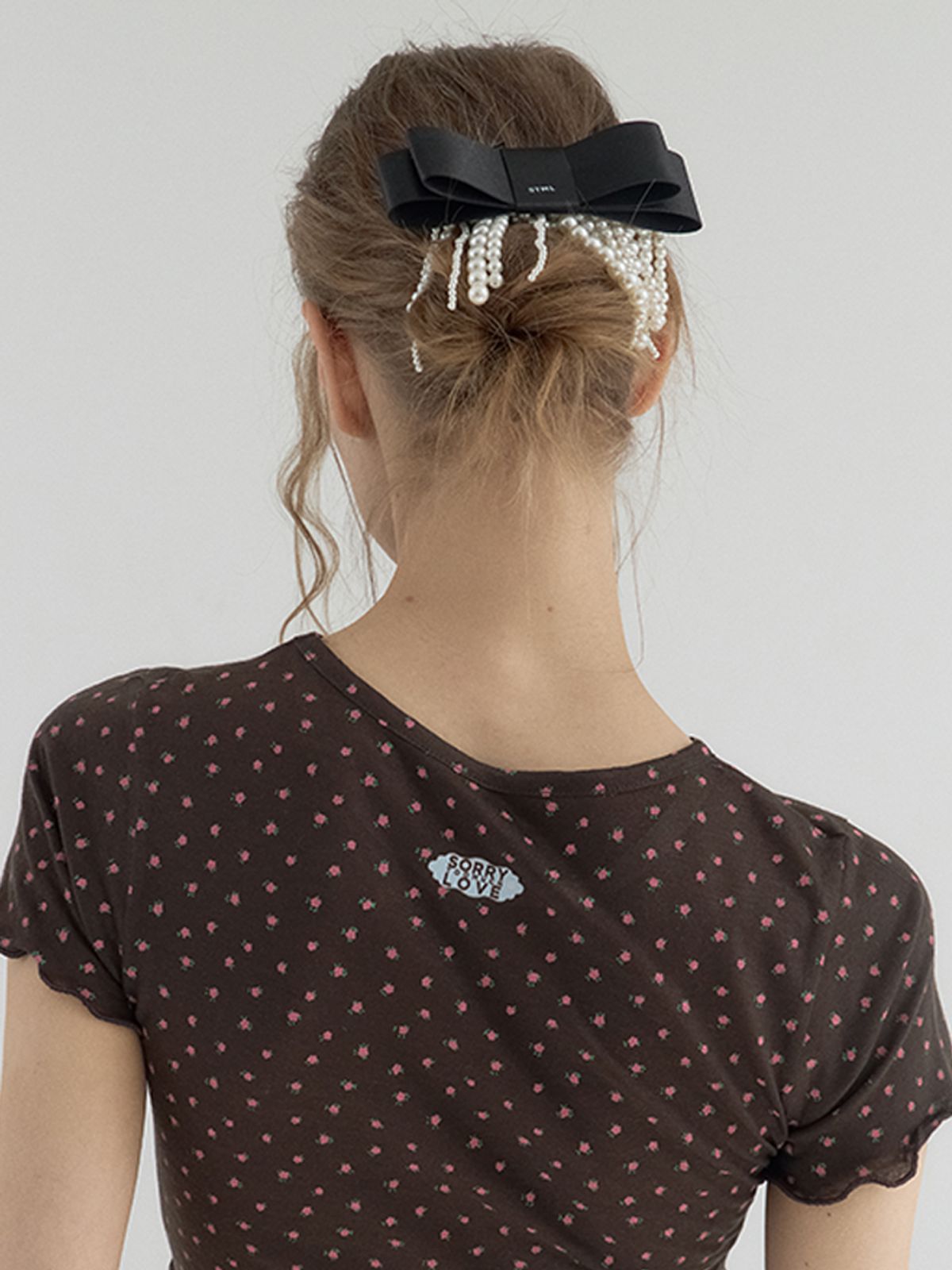 쏘리, 투 머치 러브(SORRY, TOO MUCH LOVE) Pearl Tassel Bow Barrette_Black
