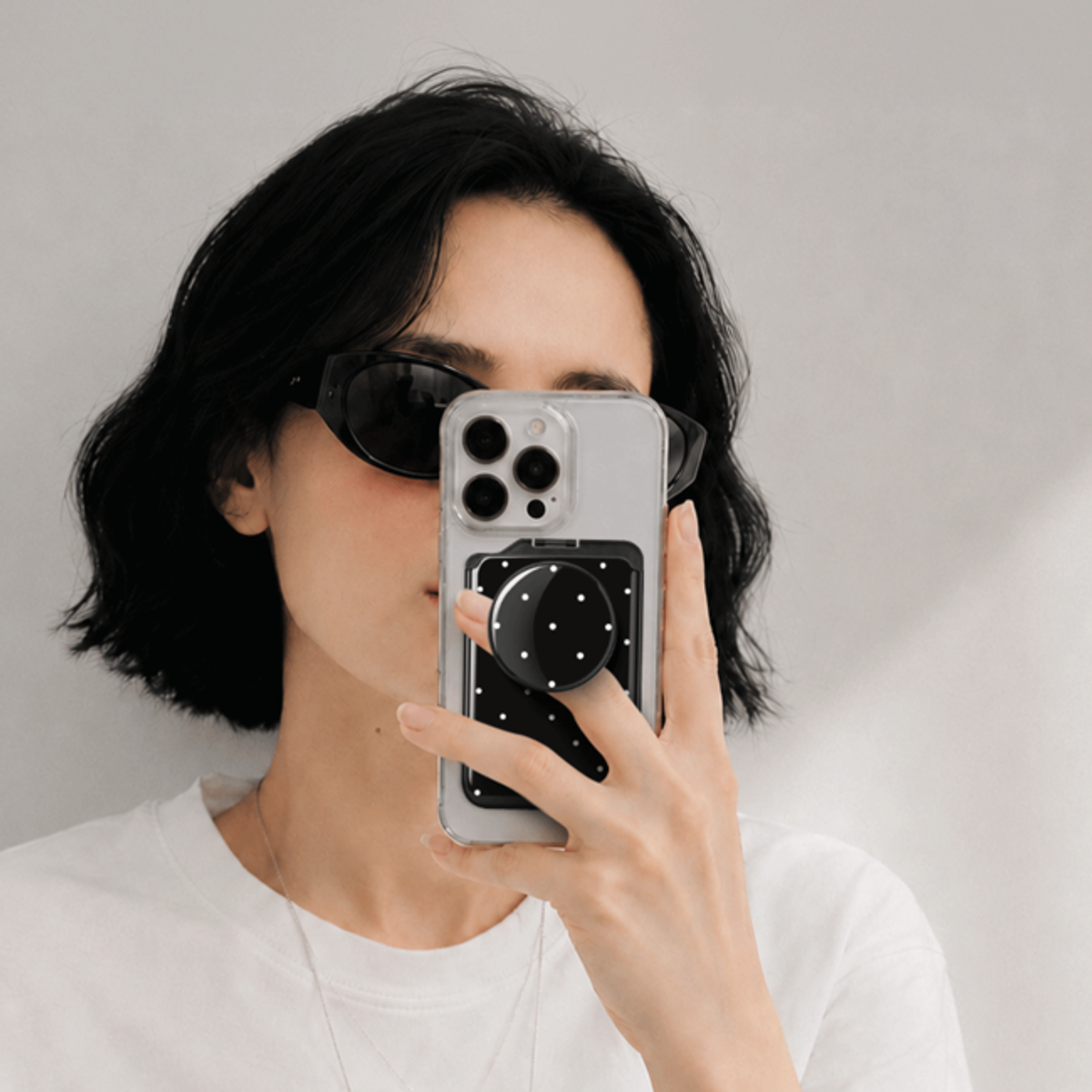 쏭스(SSONGS) 맥세이프 스탠딩 3카드팩+톡 일체형 미니도트 블랙