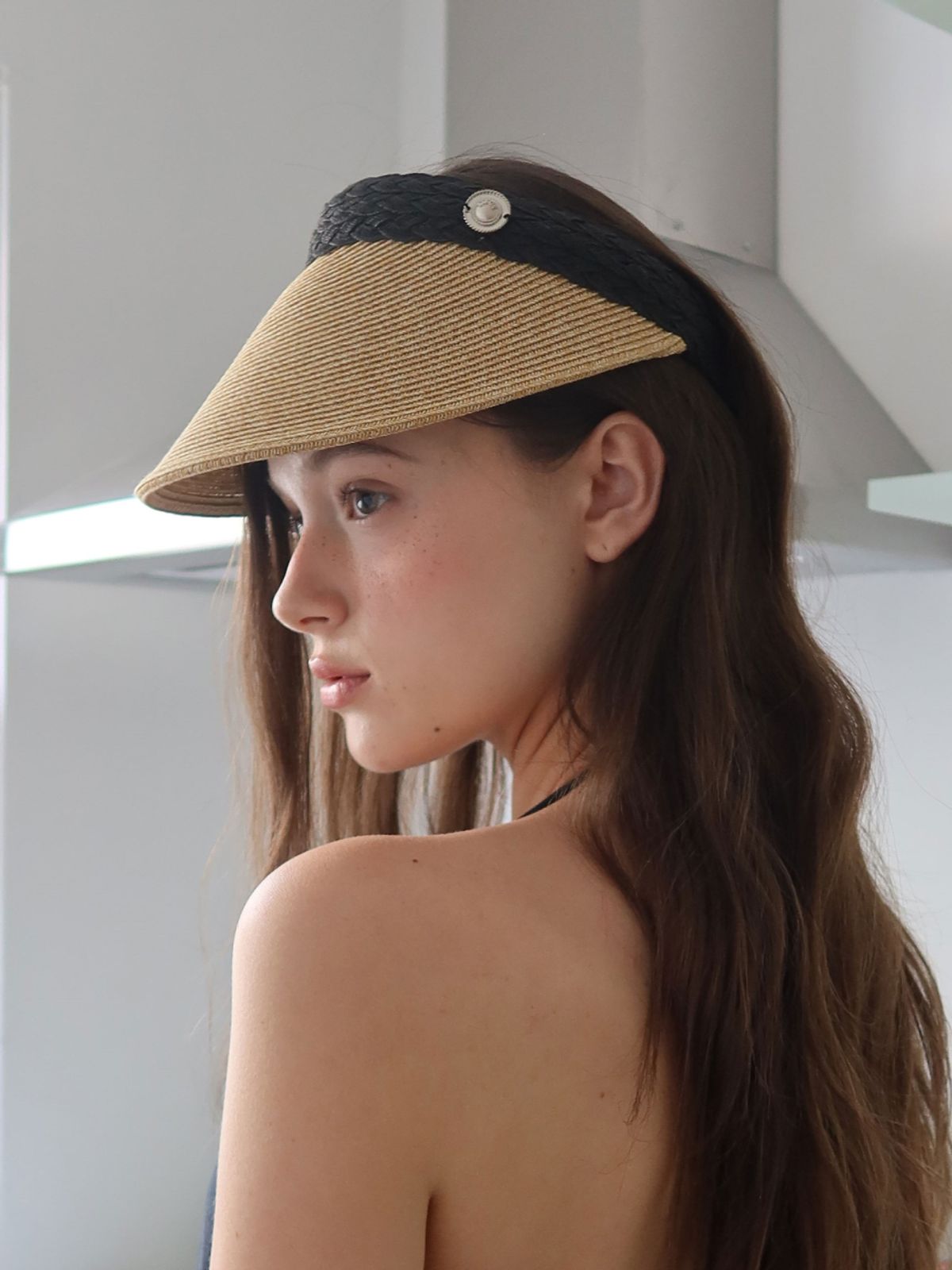 시오르(SIEOR) Moa Twist Sun Visor Hat_black wood