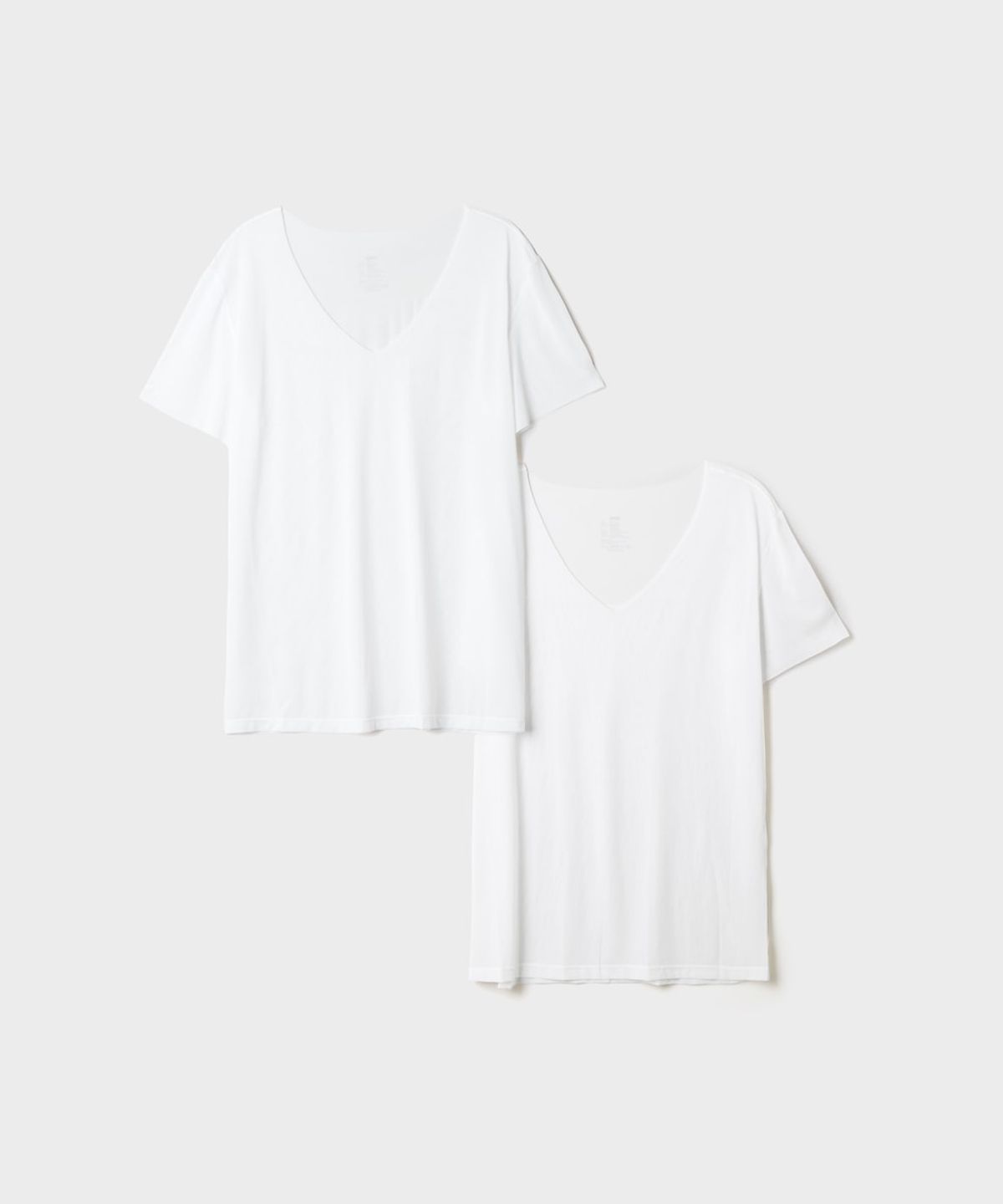 스파오(SPAO) [2PACK] [COMFORT] 남성 심리스 브이넥 반팔티_SPMRGA9A21