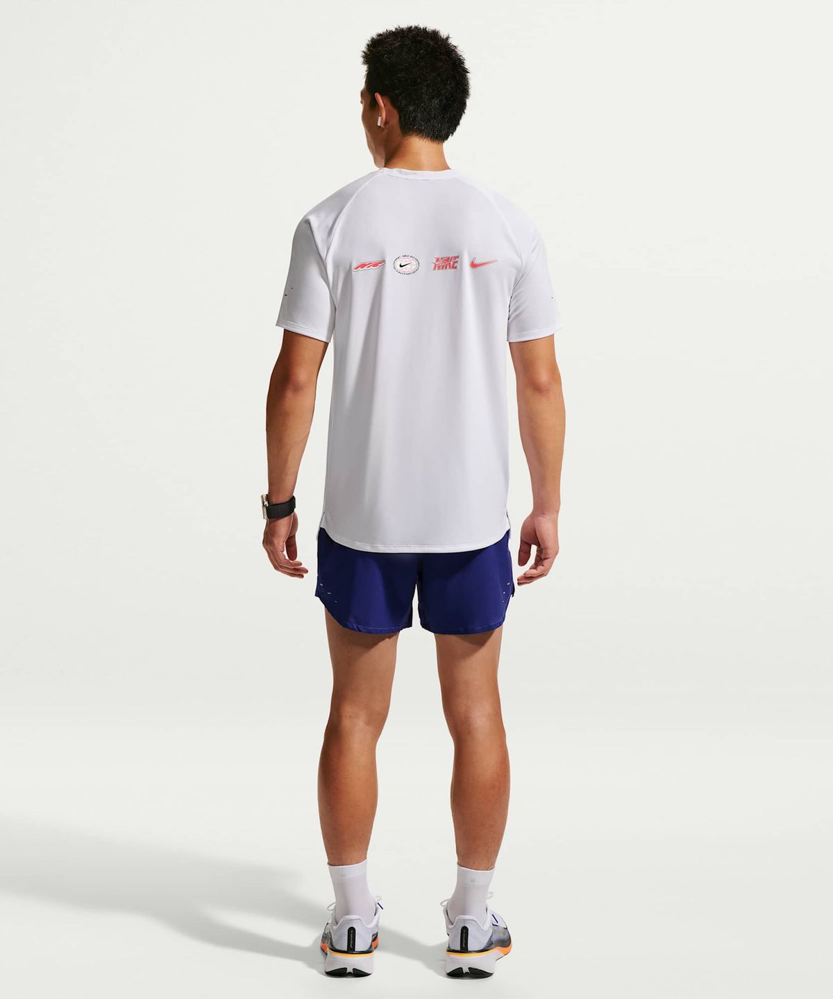 나이키(NIKE) 스트라이드 드라이 핏 ADV 반소매 러닝 탑 M - 화이트 / IO1418-100