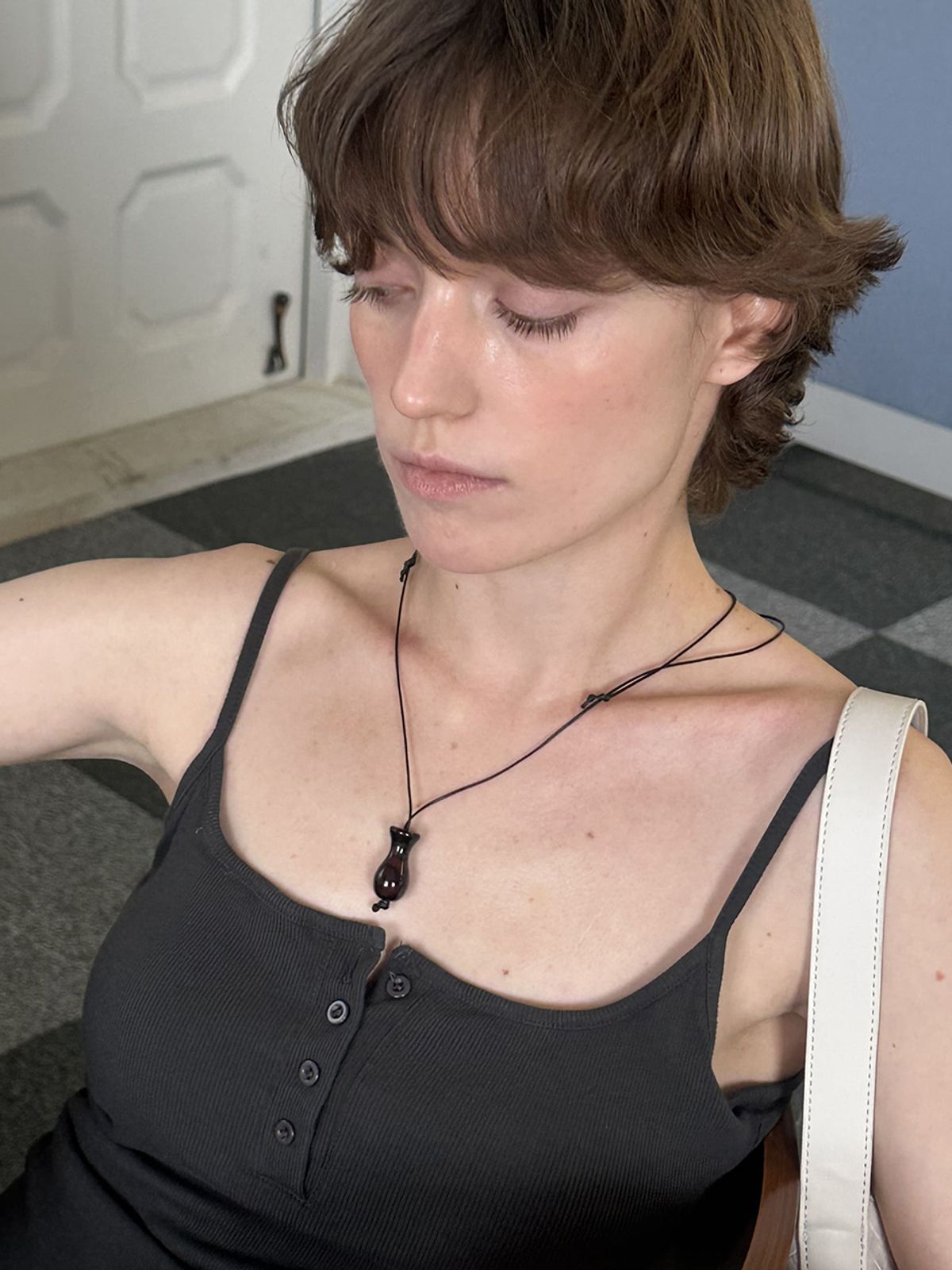 데누(DENU) Brown Agate Calabash necklace [Brown]