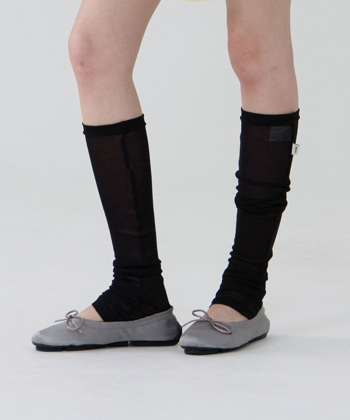 우네(OONE) Soft Sheer Open-Toe Warmer_Black