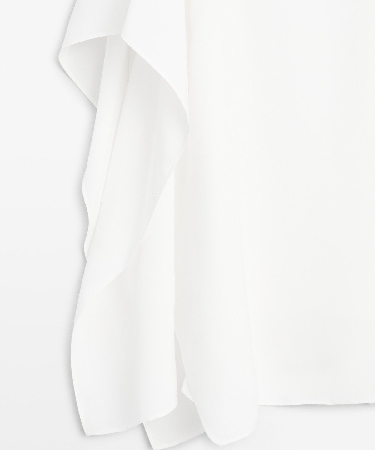 마시모두띠(MASSIMO DUTTI) 플루이드 스트랩 탑