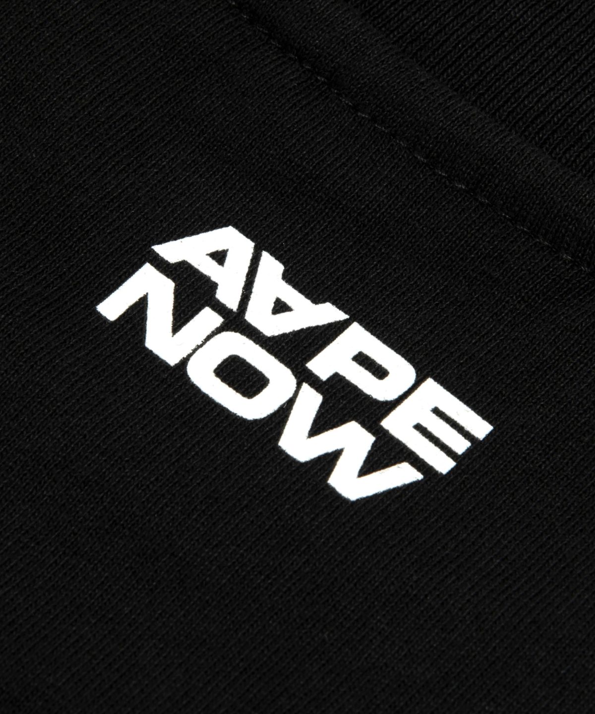 에이프(AAPE) AAPENOW 문페이스 티셔츠 블랙 / AAPTEM1808XXQBKX