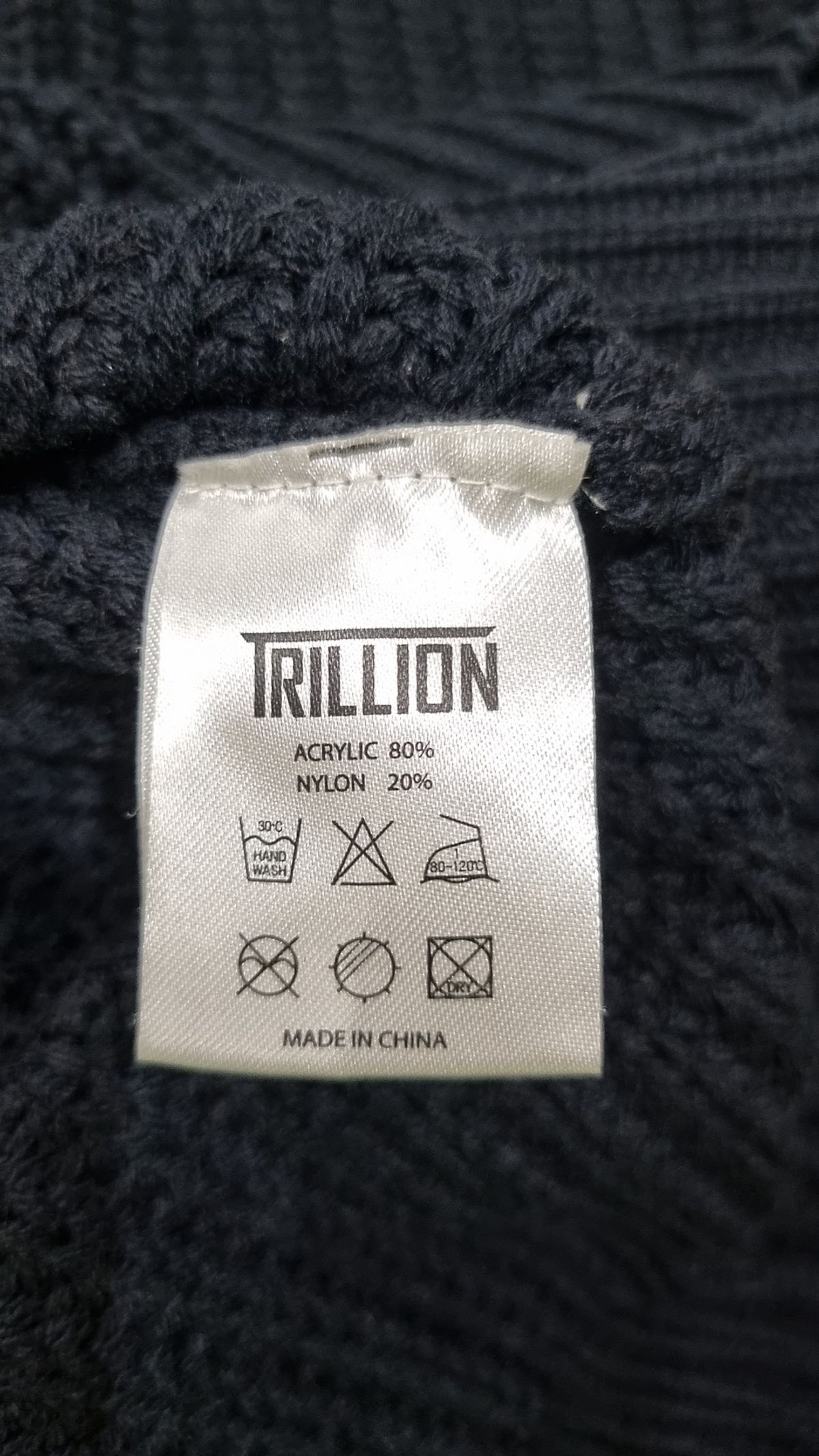 트릴리온(TRILLION) 니트/스웨터 M