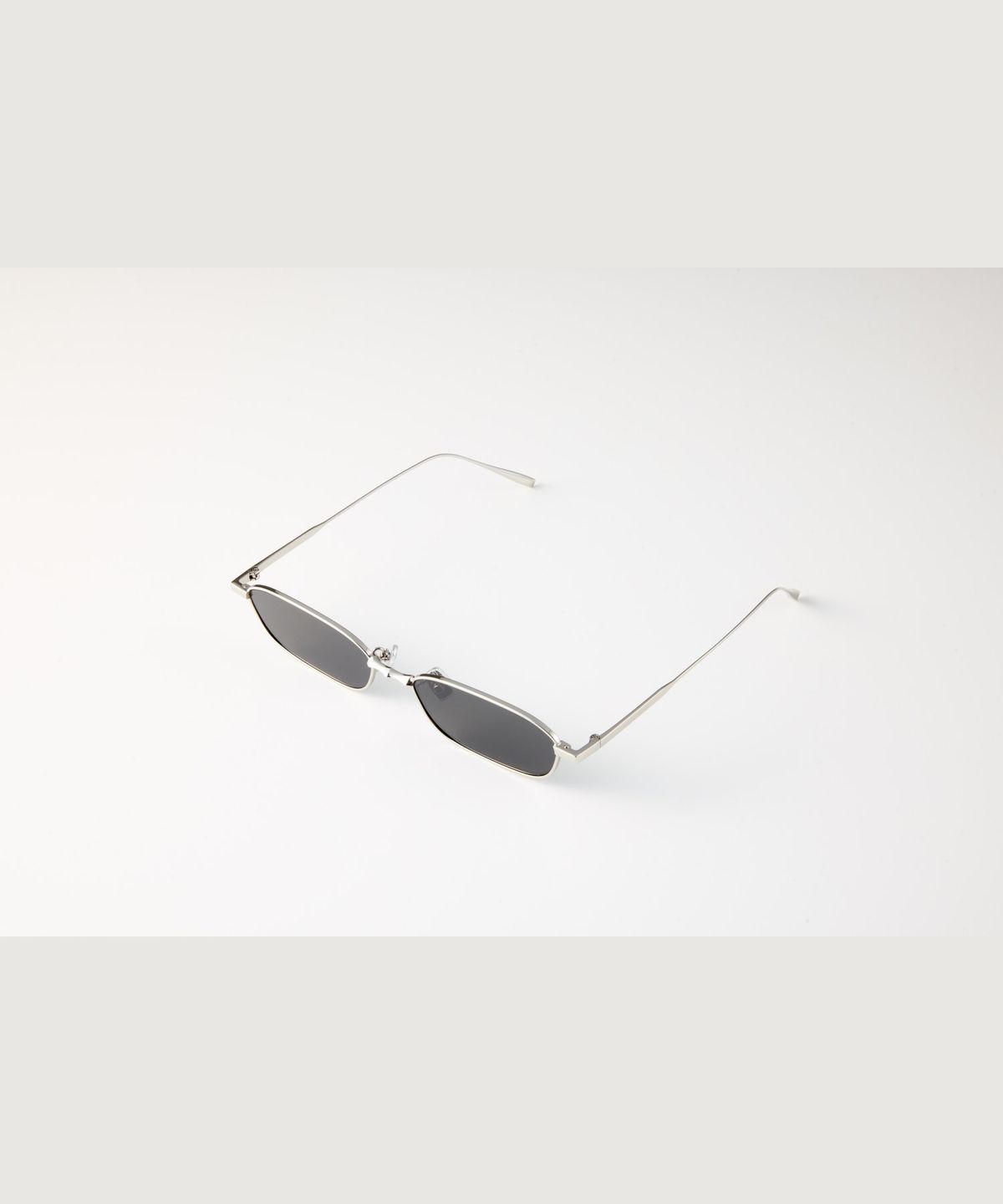로우 젠더(LOW GENDER) SNATCH NO.011 - SILVER(GRAY LENS)