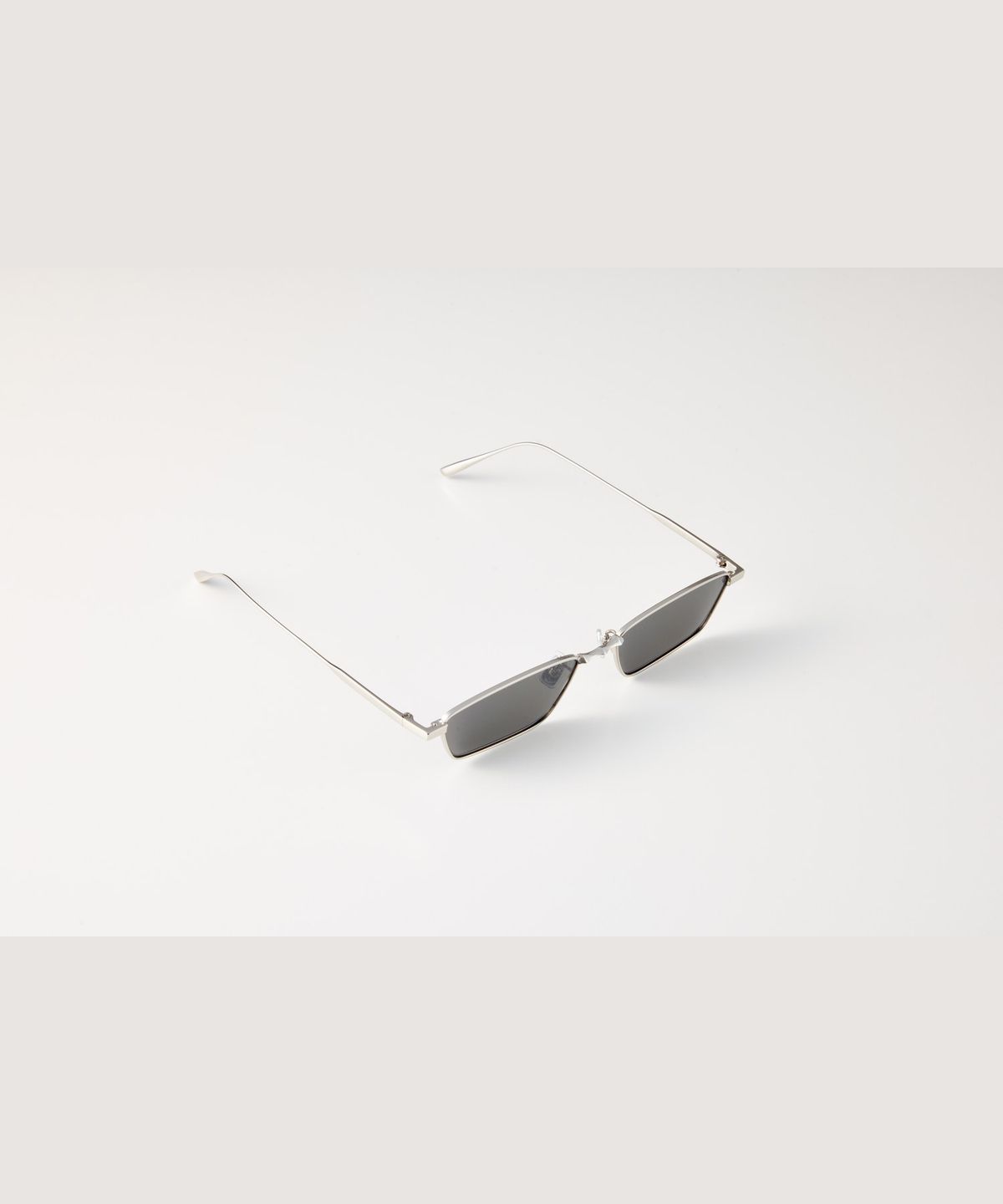 로우 젠더(LOW GENDER) SNATCH NO.014 - SILVER(GRAY LENS)