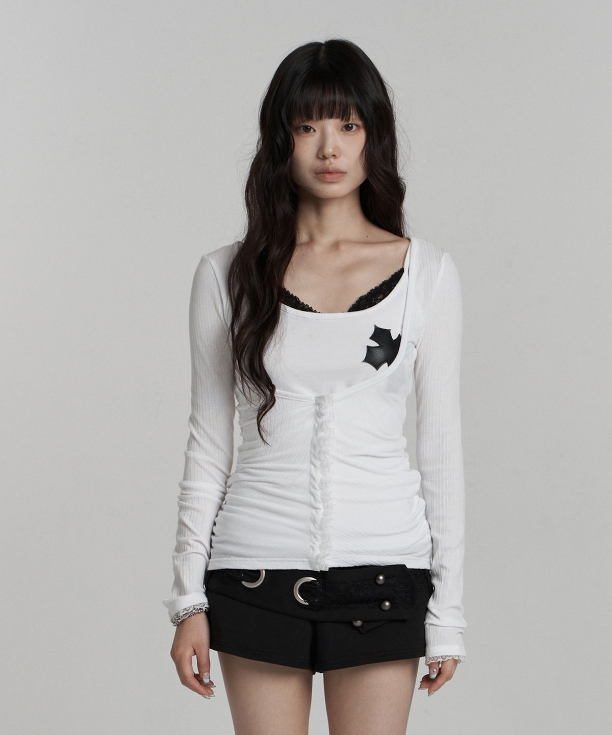 일리오(ILLIO) [빛오 x 일리오] White lace layered cardigan set