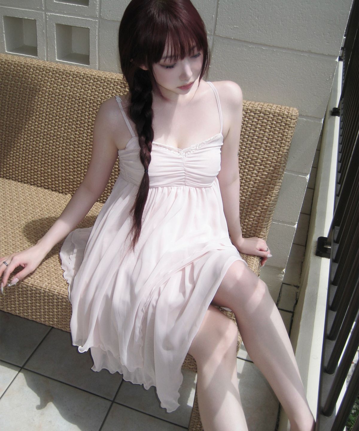 일리오(ILLIO) [빛오 x 일리오] Peach Asymmetric Chiffon Dress