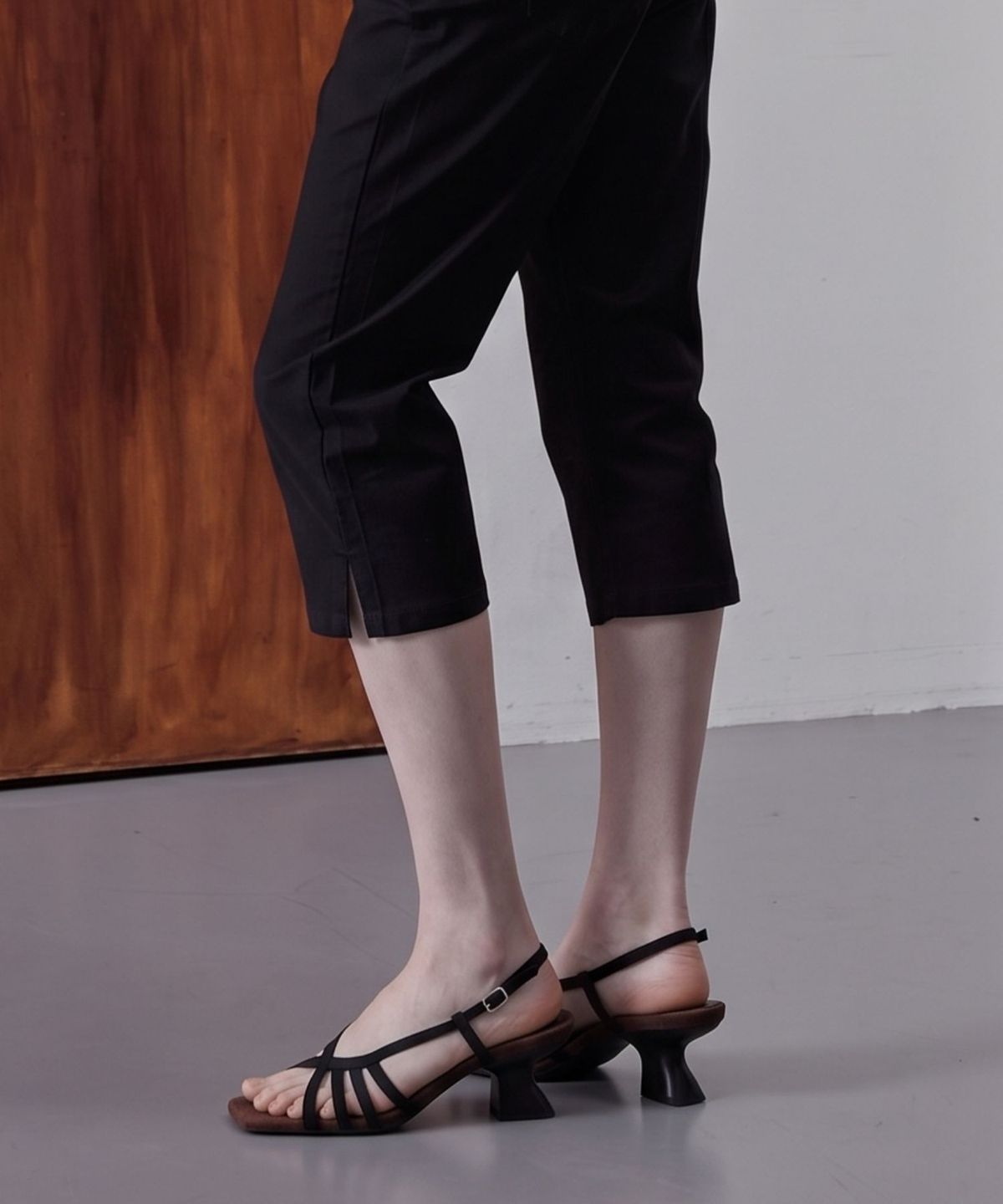 스퍼(SPUR) Cora Mult Strap Sandal 스트랩 샌들 6cm -WS9053 (2color)