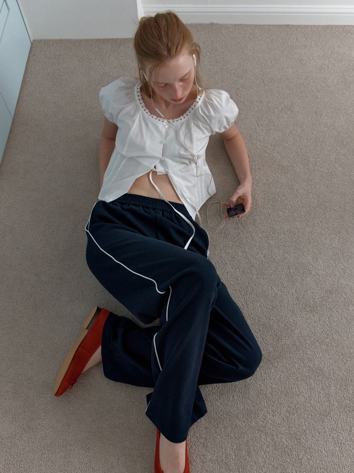 엘씨브이(LCVE) EMBROIDERY WIDE SWEAT PANTS_NAVY