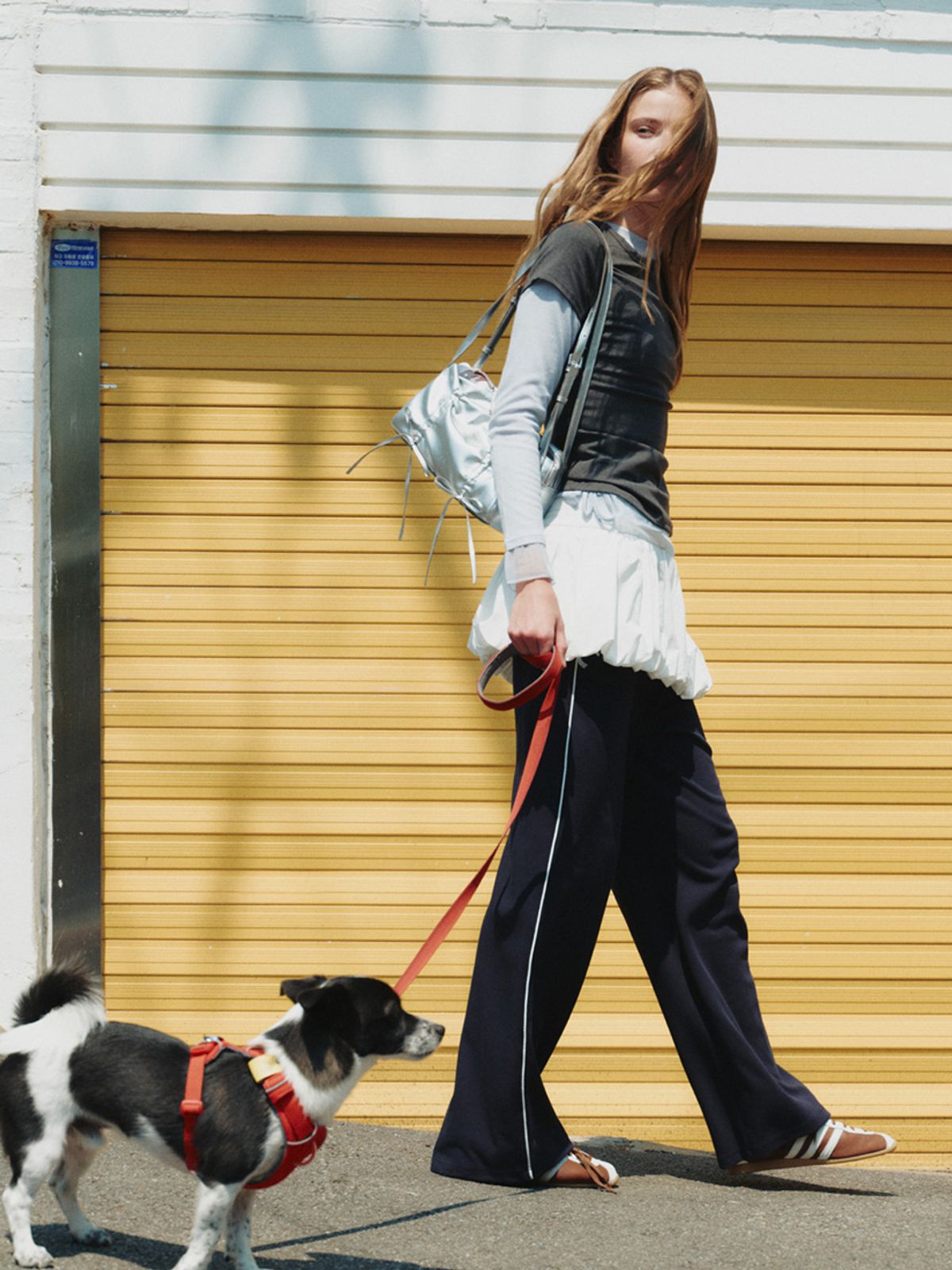 엘씨브이(LCVE) EMBROIDERY WIDE SWEAT PANTS_NAVY