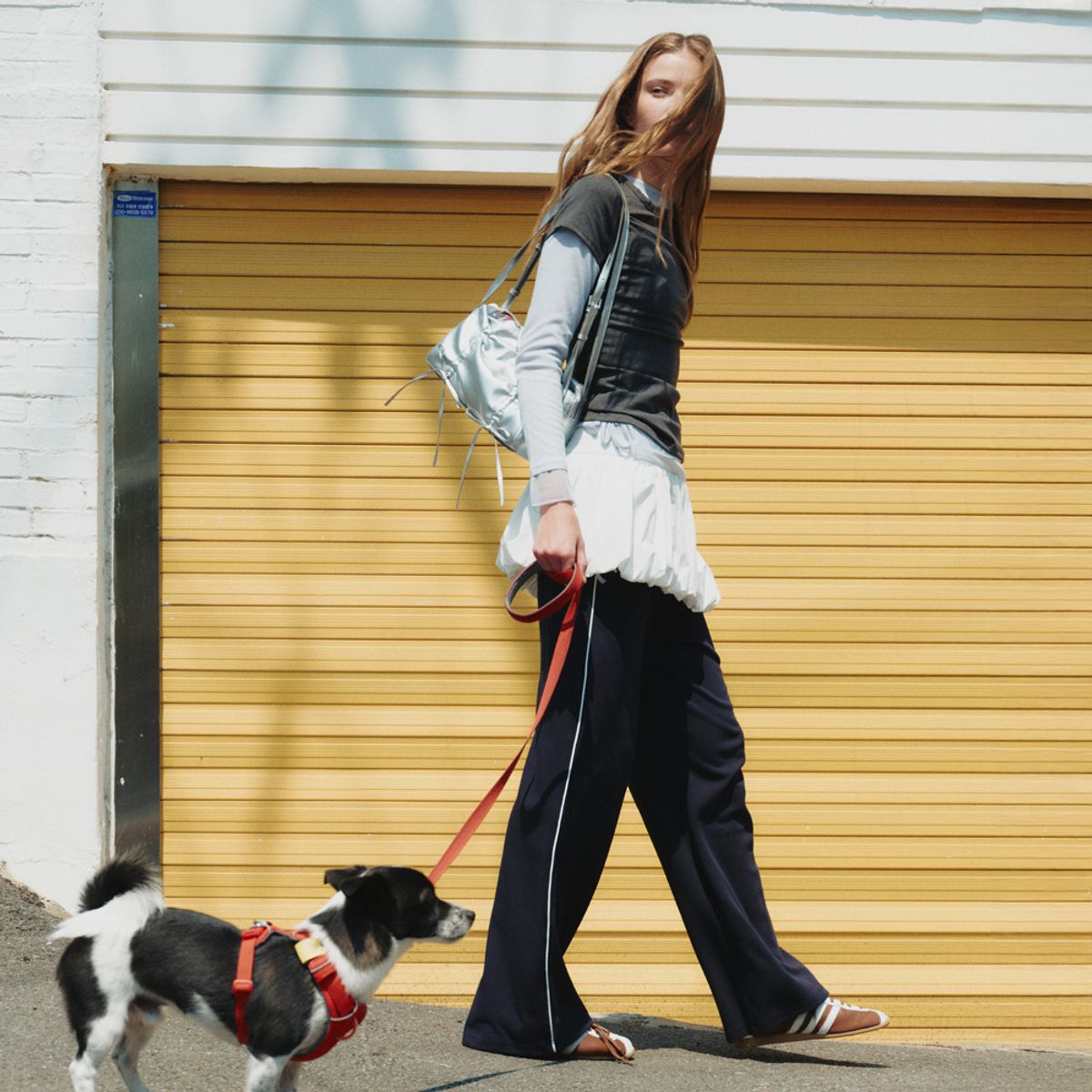 엘씨브이(LCVE) EMBROIDERY WIDE SWEAT PANTS_NAVY