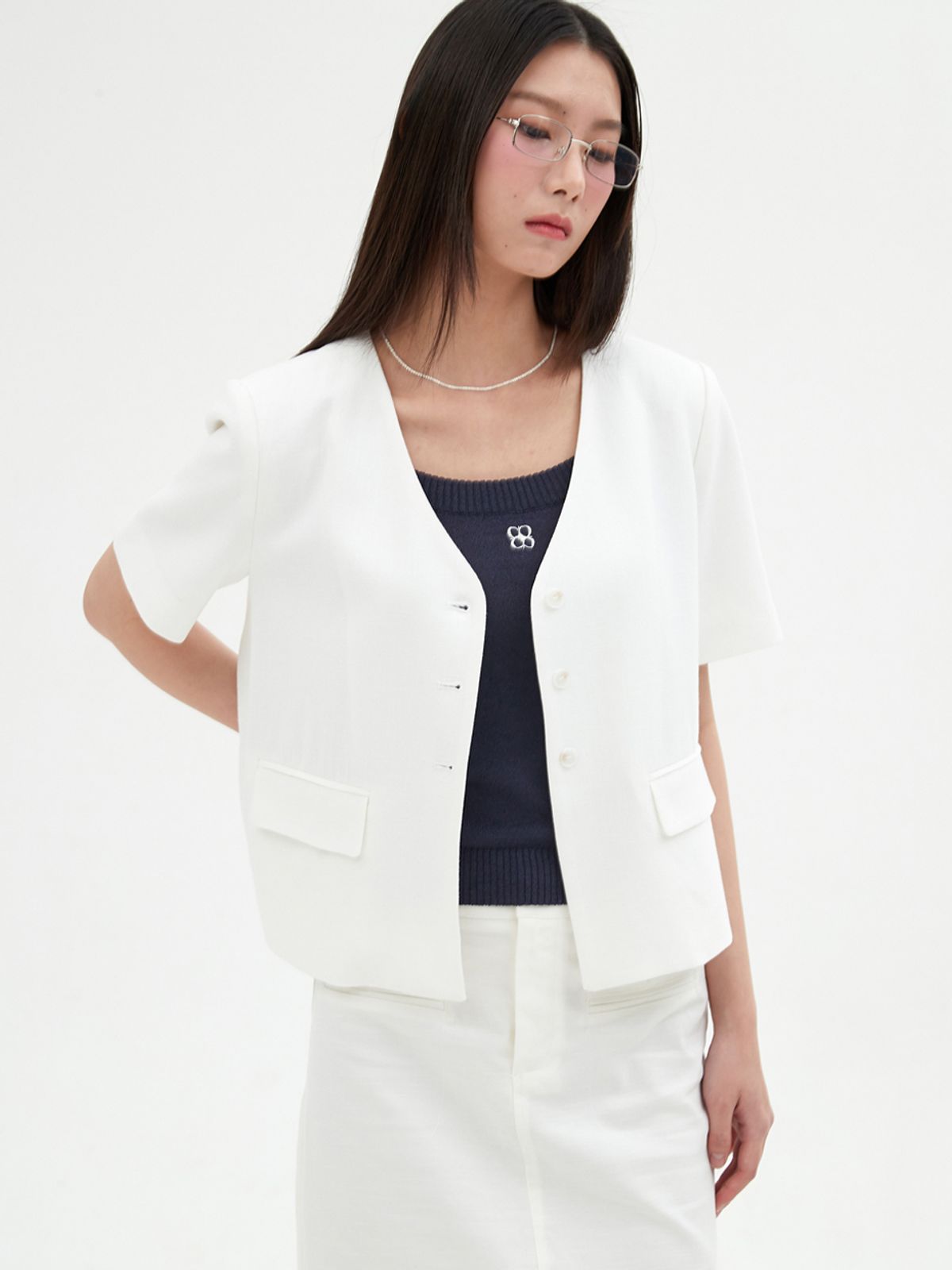 엘씨브이(LCVE) EMBROIDERY SLEEVELESS KNIT_NAVY