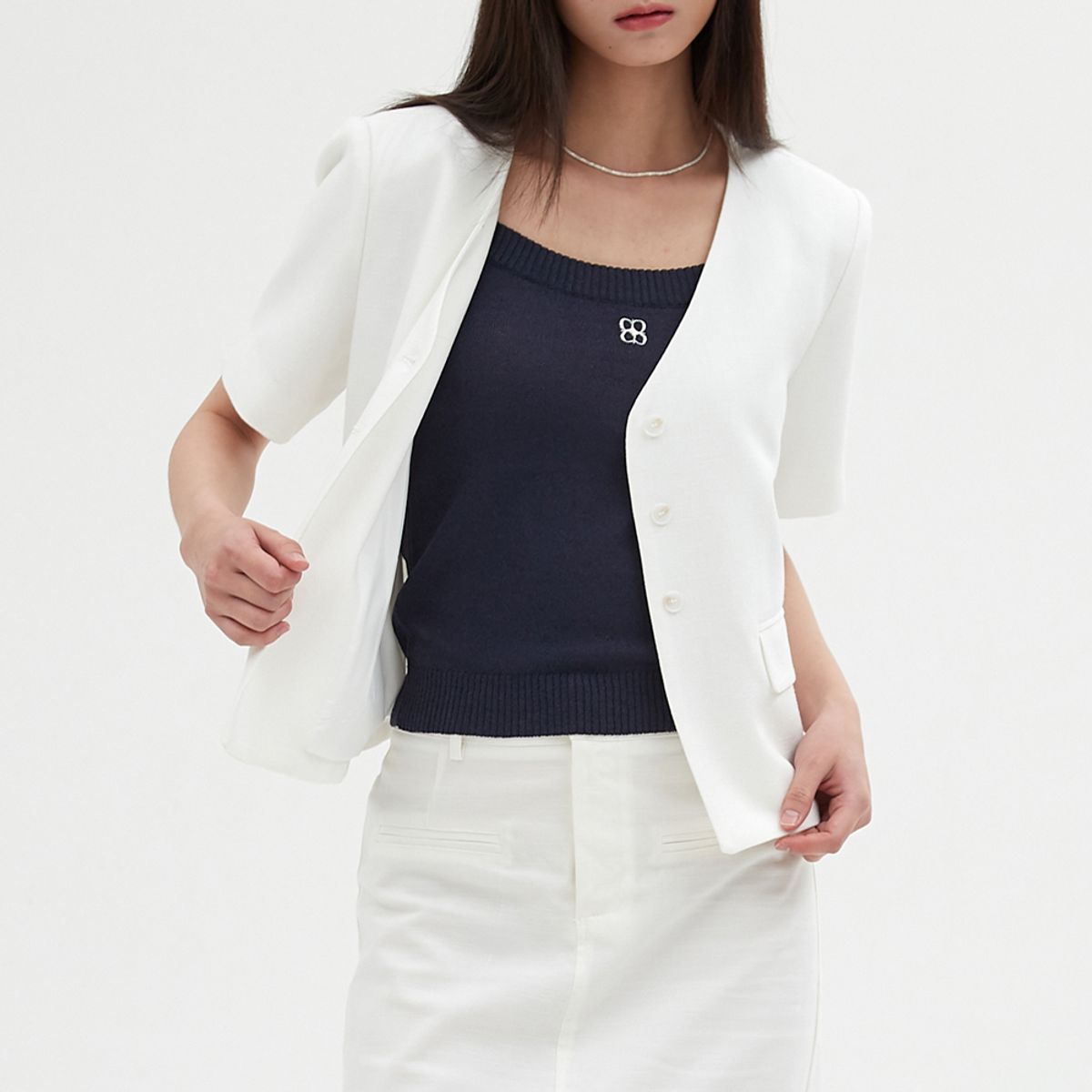 엘씨브이(LCVE) EMBROIDERY SLEEVELESS KNIT_NAVY