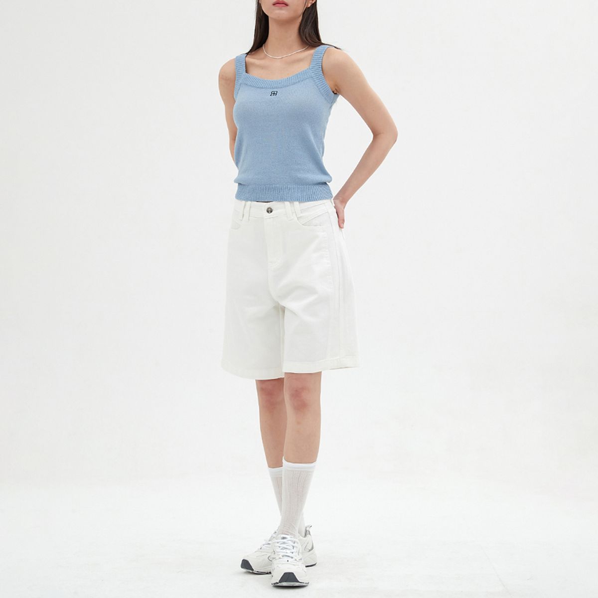 엘씨브이(LCVE) EMBROIDERY SLEEVELESS KNIT_BLUE