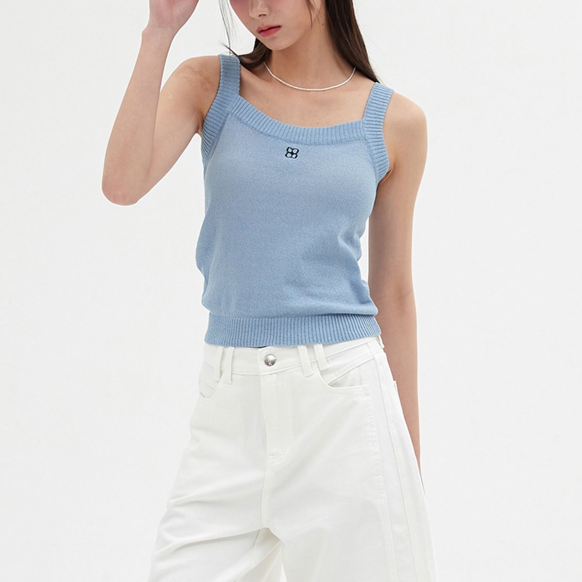 엘씨브이(LCVE) EMBROIDERY SLEEVELESS KNIT_BLUE