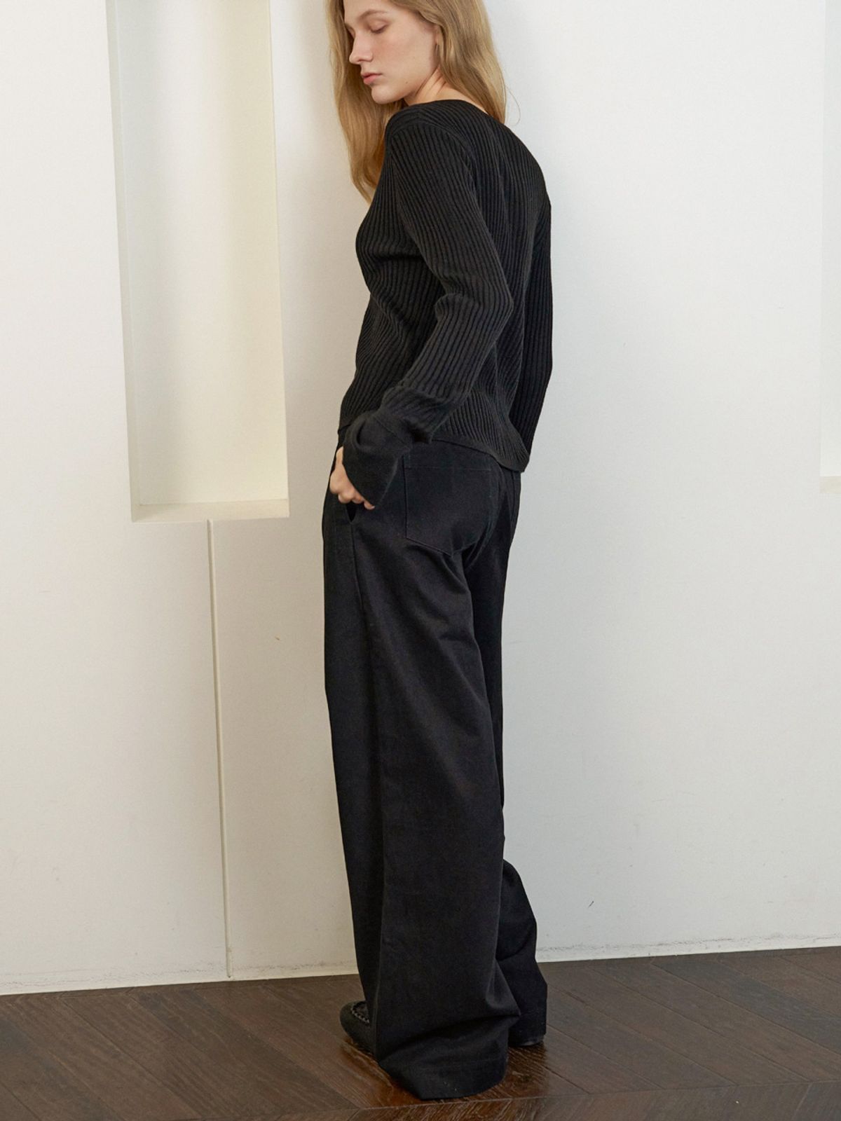 엘씨브이(LCVE) FRILL SLEEVE WOOL CARDIGAN TOP_BLACK