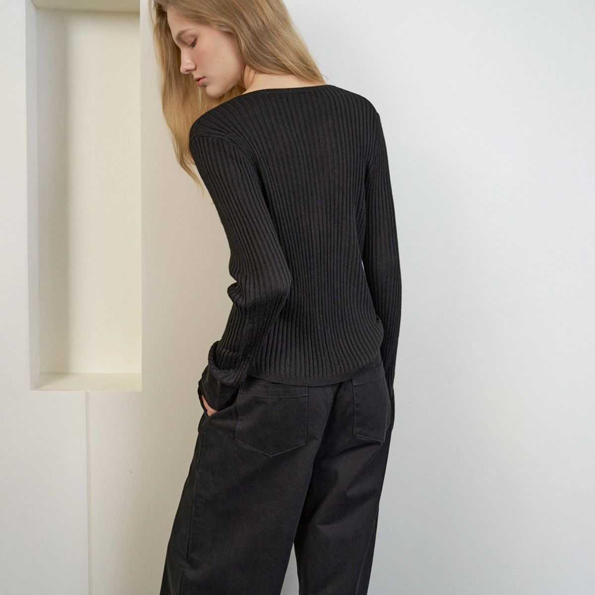 엘씨브이(LCVE) FRILL SLEEVE WOOL CARDIGAN TOP_BLACK