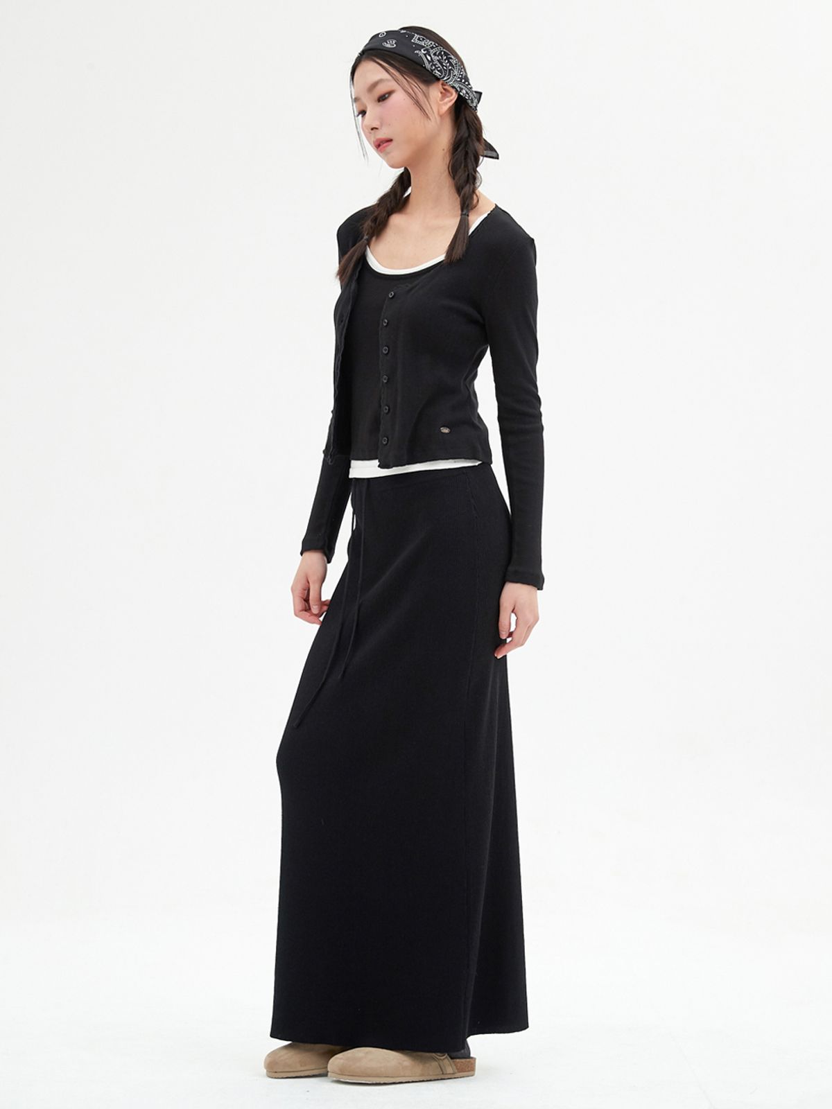 엘씨브이(LCVE) LACE-TRIMMED BUTTON LONG-SLEEVE TOP_BLACK