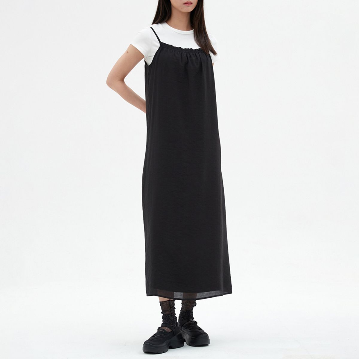 엘씨브이(LCVE) SHIRRING SLEEVELESS DRESS_BLACK