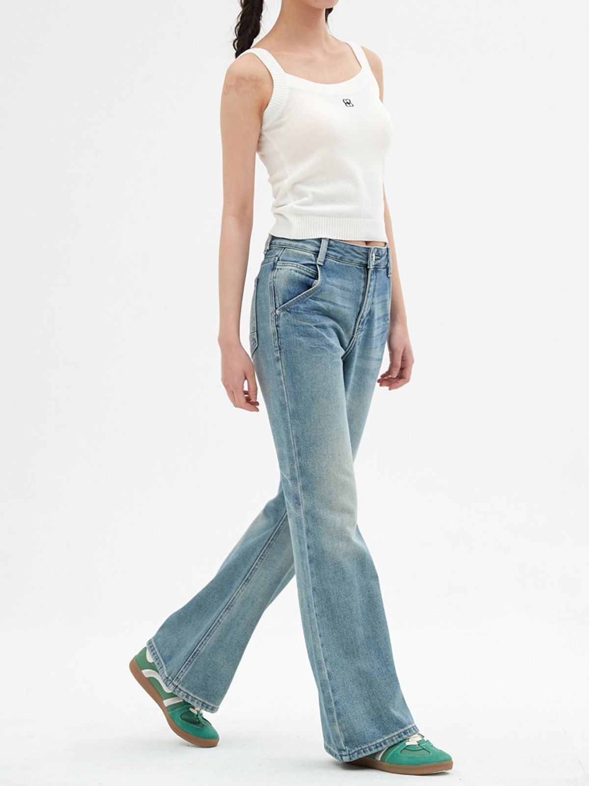 엘씨브이(LCVE) EMBROIDERY SLEEVELESS KNIT_IVORY
