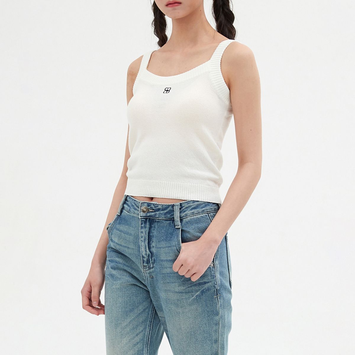 엘씨브이(LCVE) EMBROIDERY SLEEVELESS KNIT_IVORY