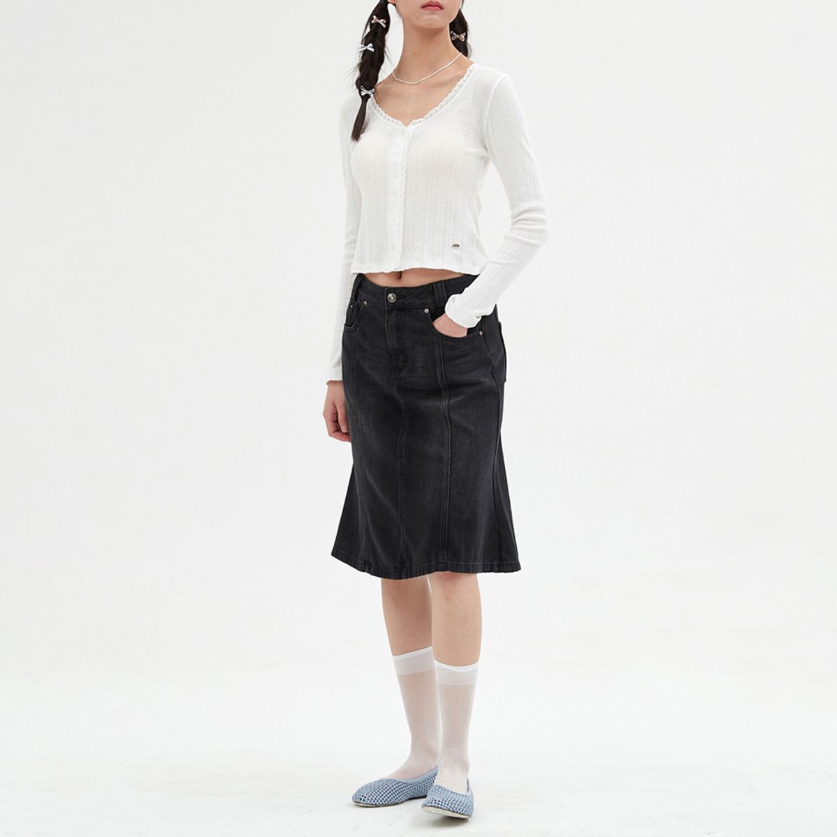 엘씨브이(LCVE) LACE-TRIMMED BUTTON LONG-SLEEVE TOP_IVORY