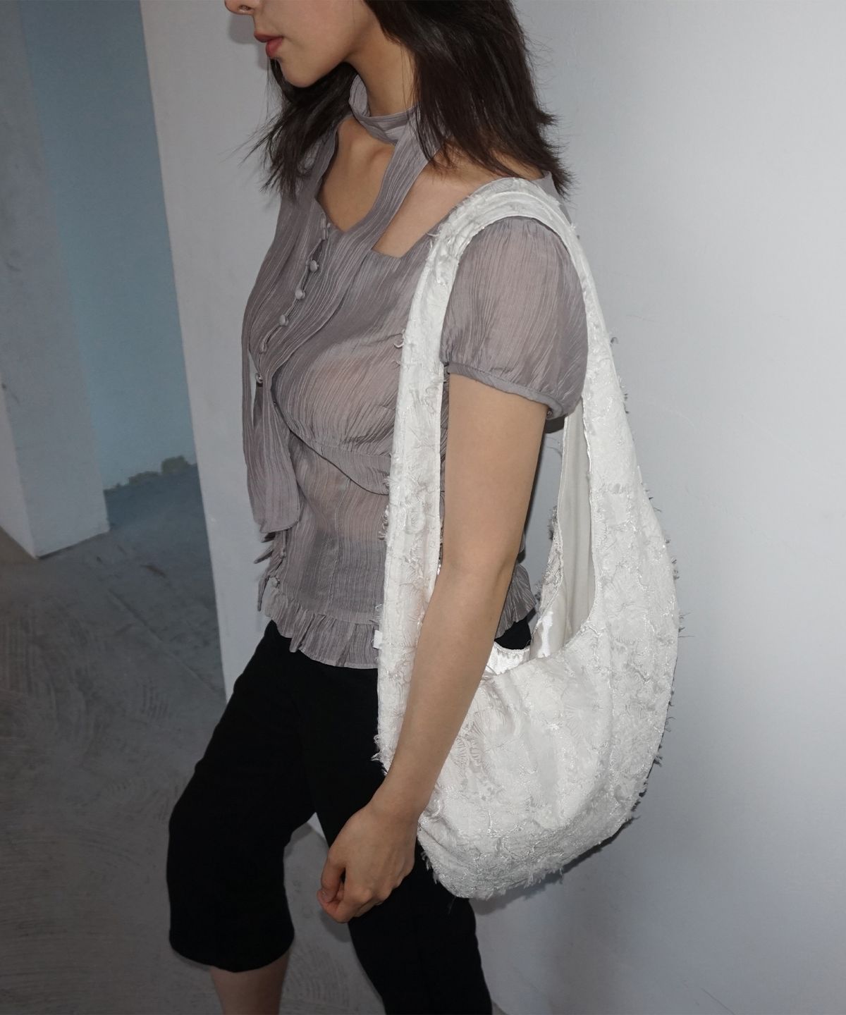 샐볼(SALBOL) FIG JACQUARD BAG [IVORY]