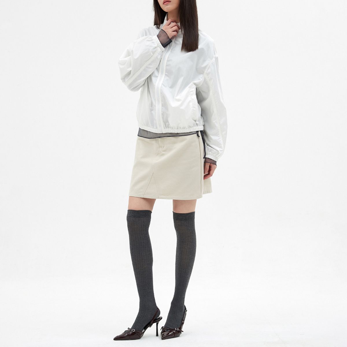 엘씨브이(LCVE) HIGH-NECK WINDBREAKER JUMPER_IVORY
