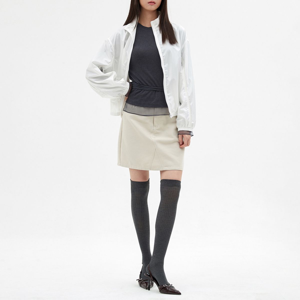 엘씨브이(LCVE) HIGH-NECK WINDBREAKER JUMPER_IVORY