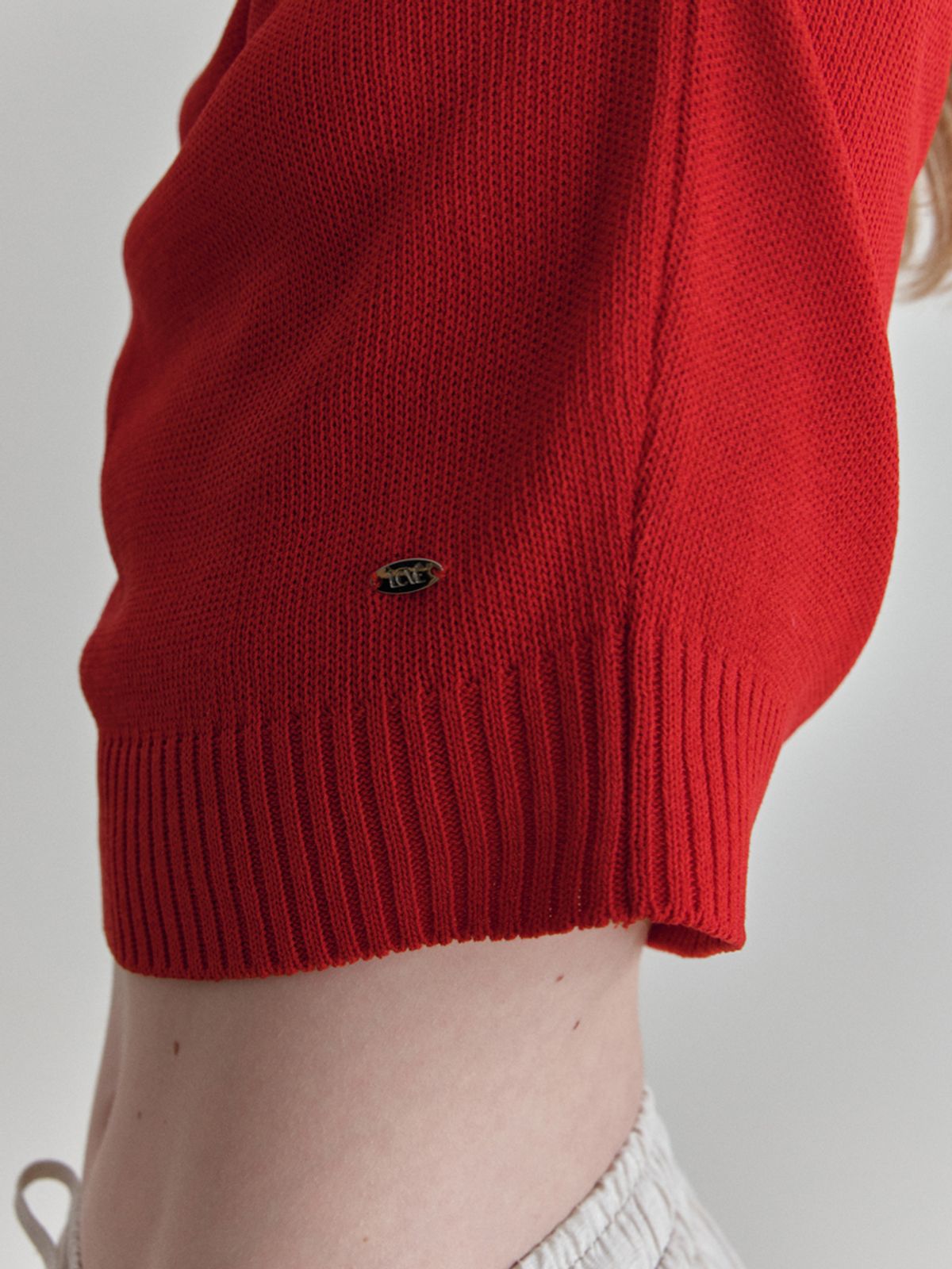 엘씨브이(LCVE) RIB DETAIL KNIT TOP_RED