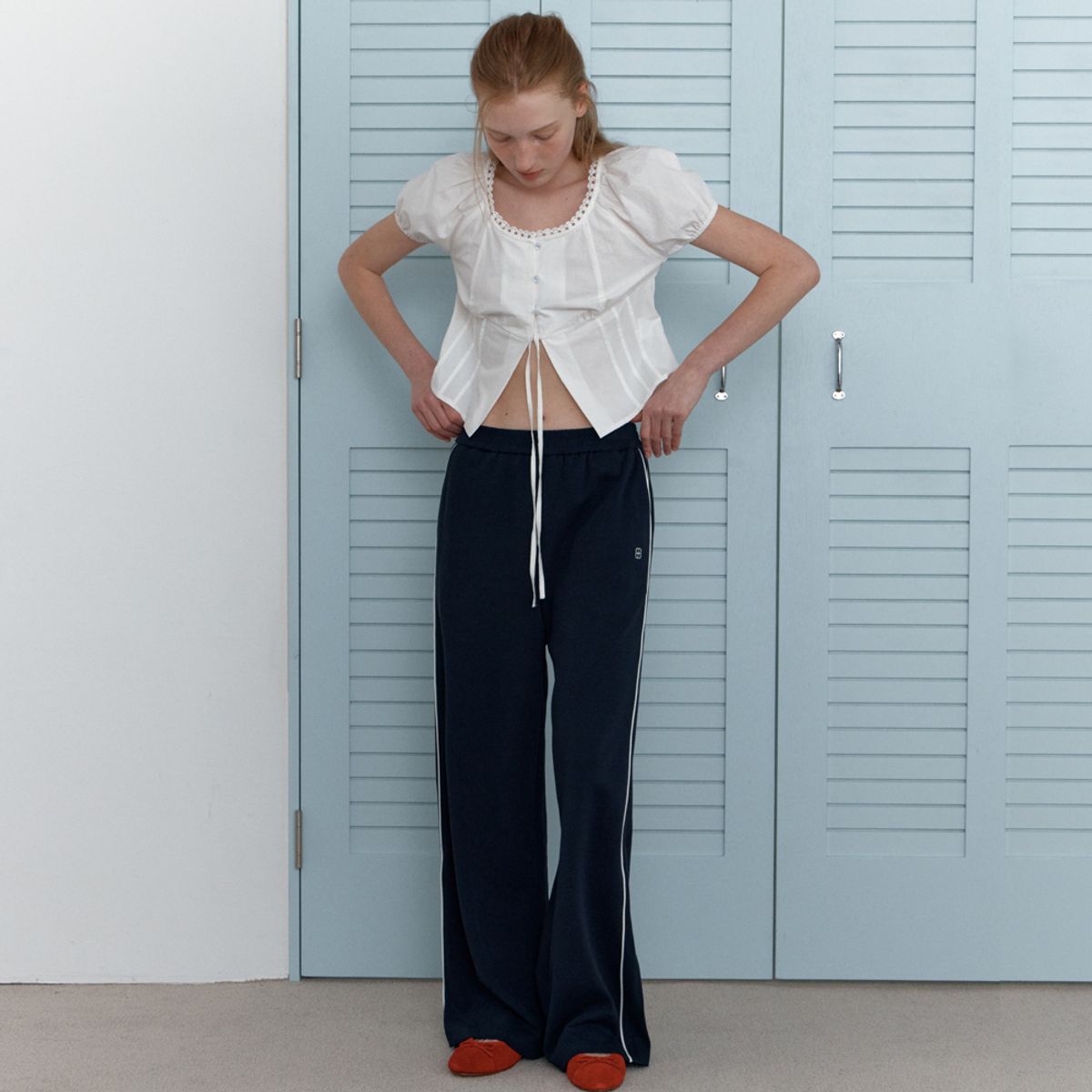 엘씨브이(LCVE) RIBBON PUFF SLEEVE BLOUSE_WHITE