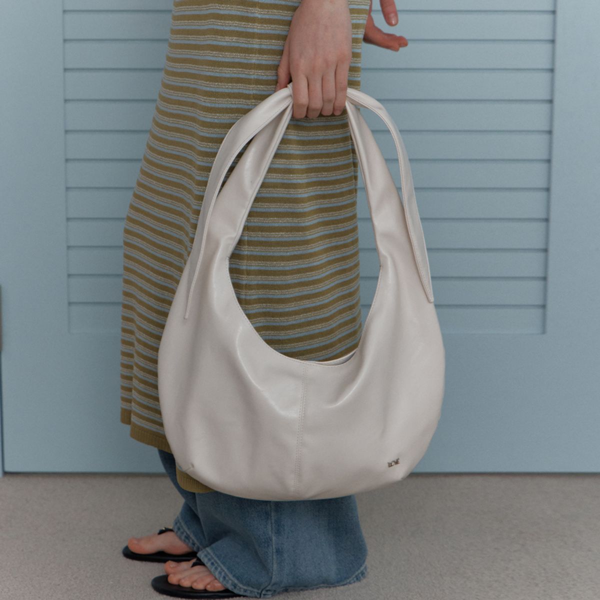 엘씨브이(LCVE) LUNE HOBO BAG_IVORY