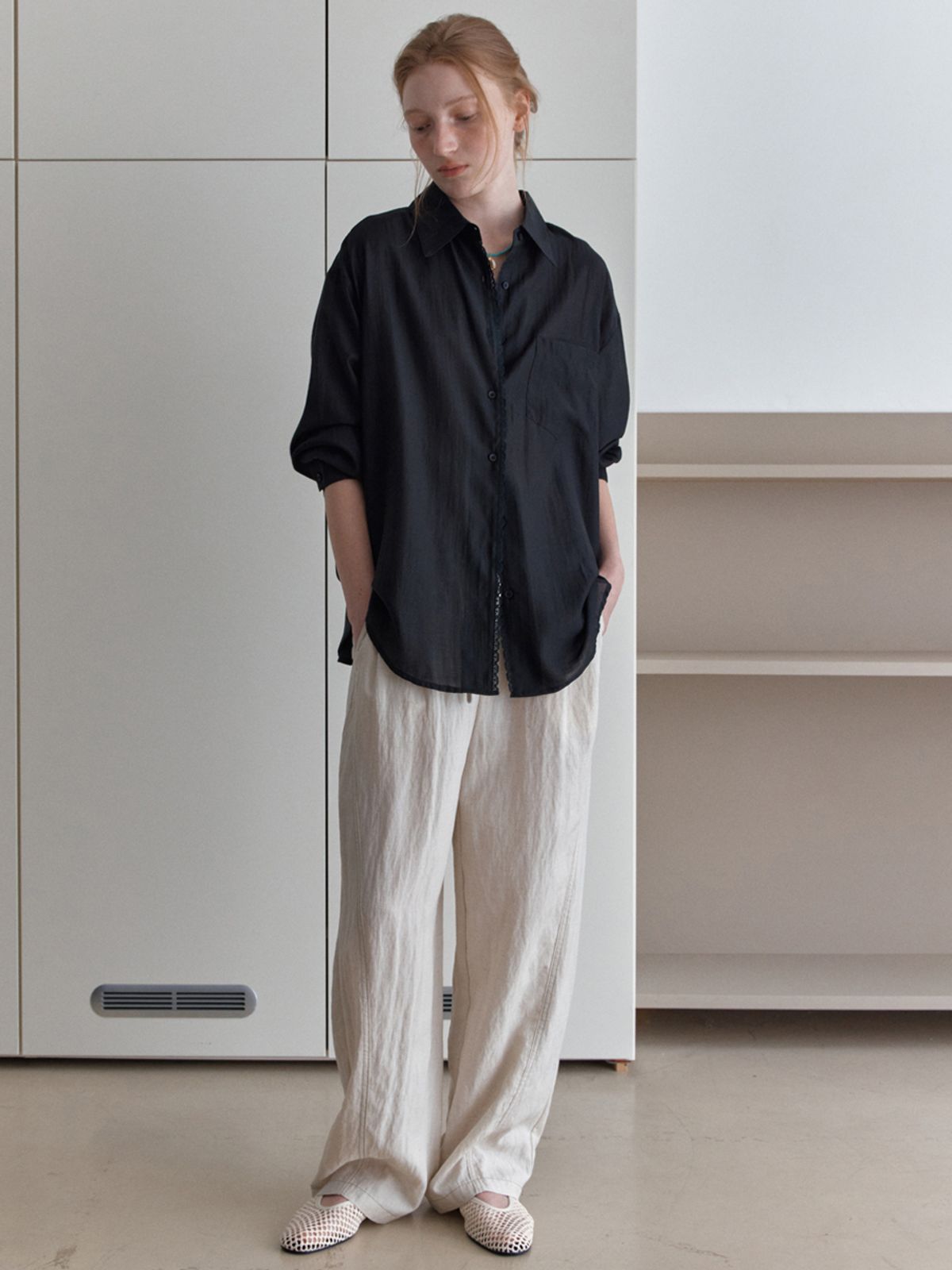 엘씨브이(LCVE) CURVED STITCH WIDE-FIT PANTS_BEIGE