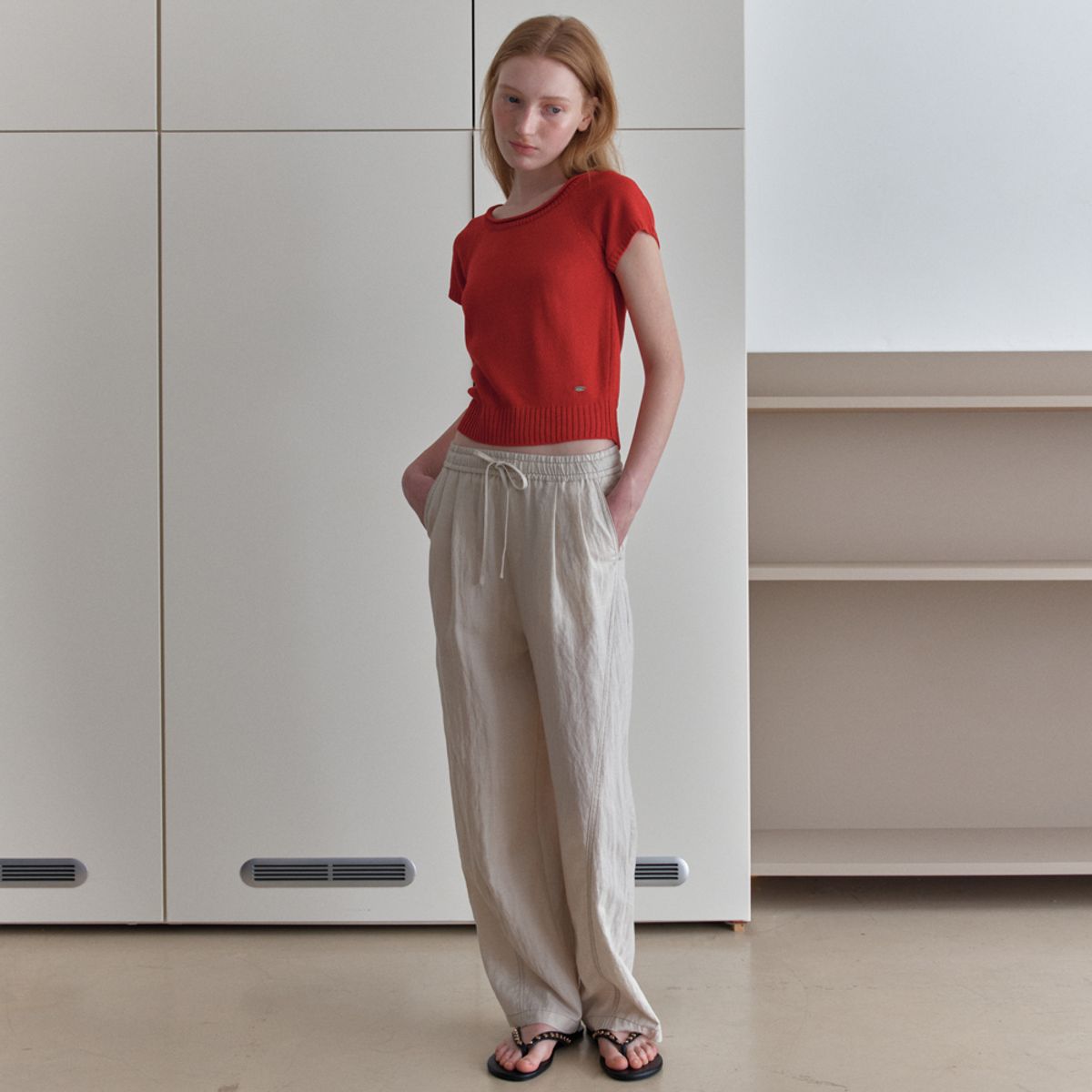 엘씨브이(LCVE) CURVED STITCH WIDE-FIT PANTS_BEIGE