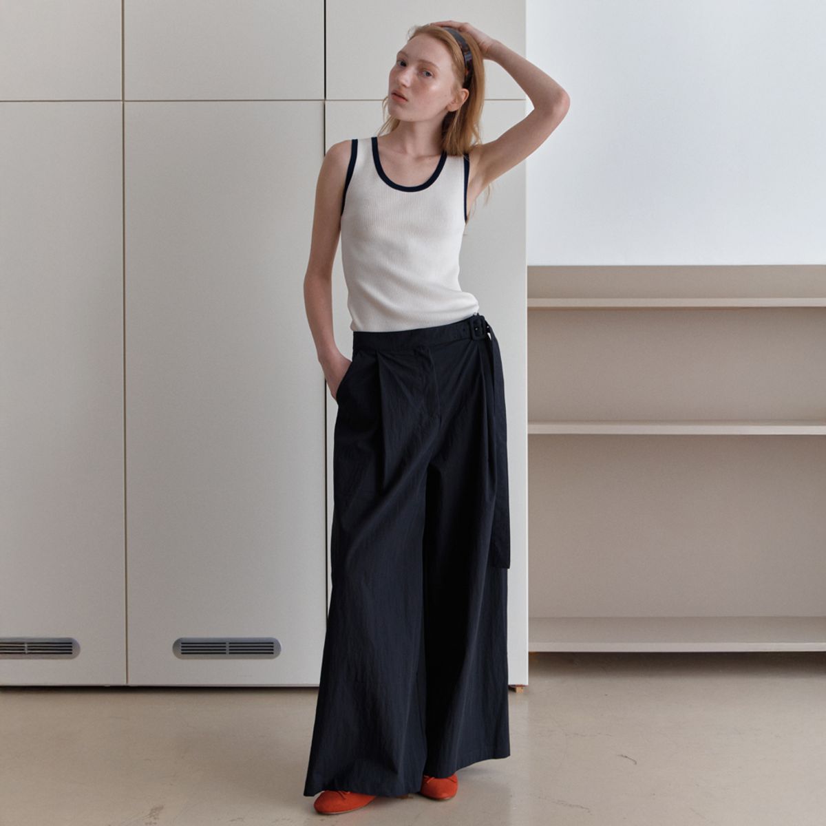엘씨브이(LCVE) COLOR BLOCK SLEEVELESS KNIT TOP_IVORY