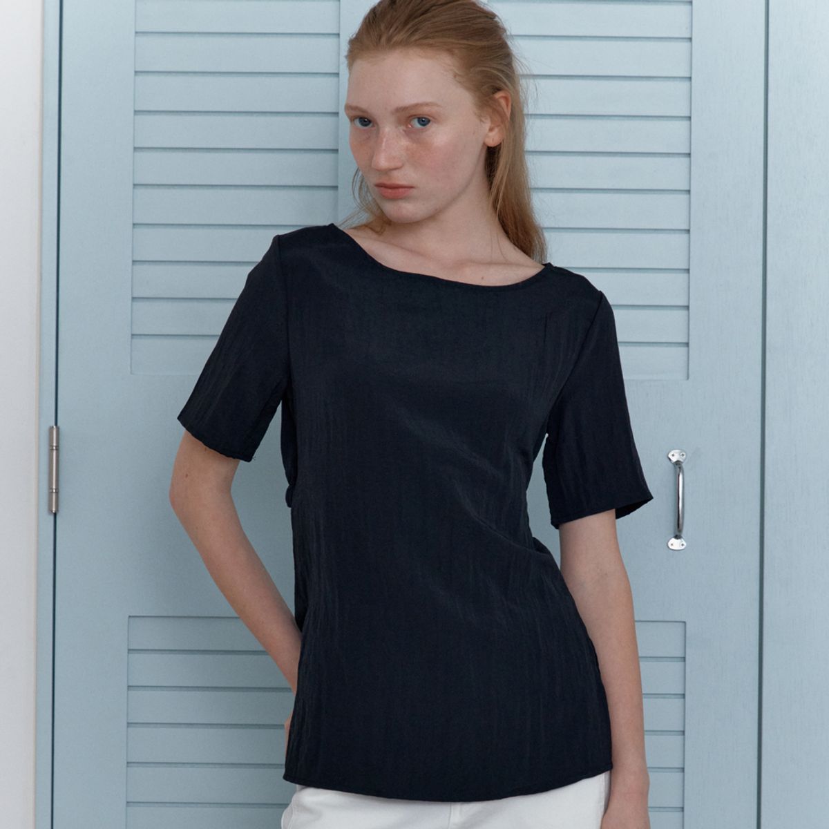 엘씨브이(LCVE) BACK CUT-OUT BLOUSE TOP_BLACK