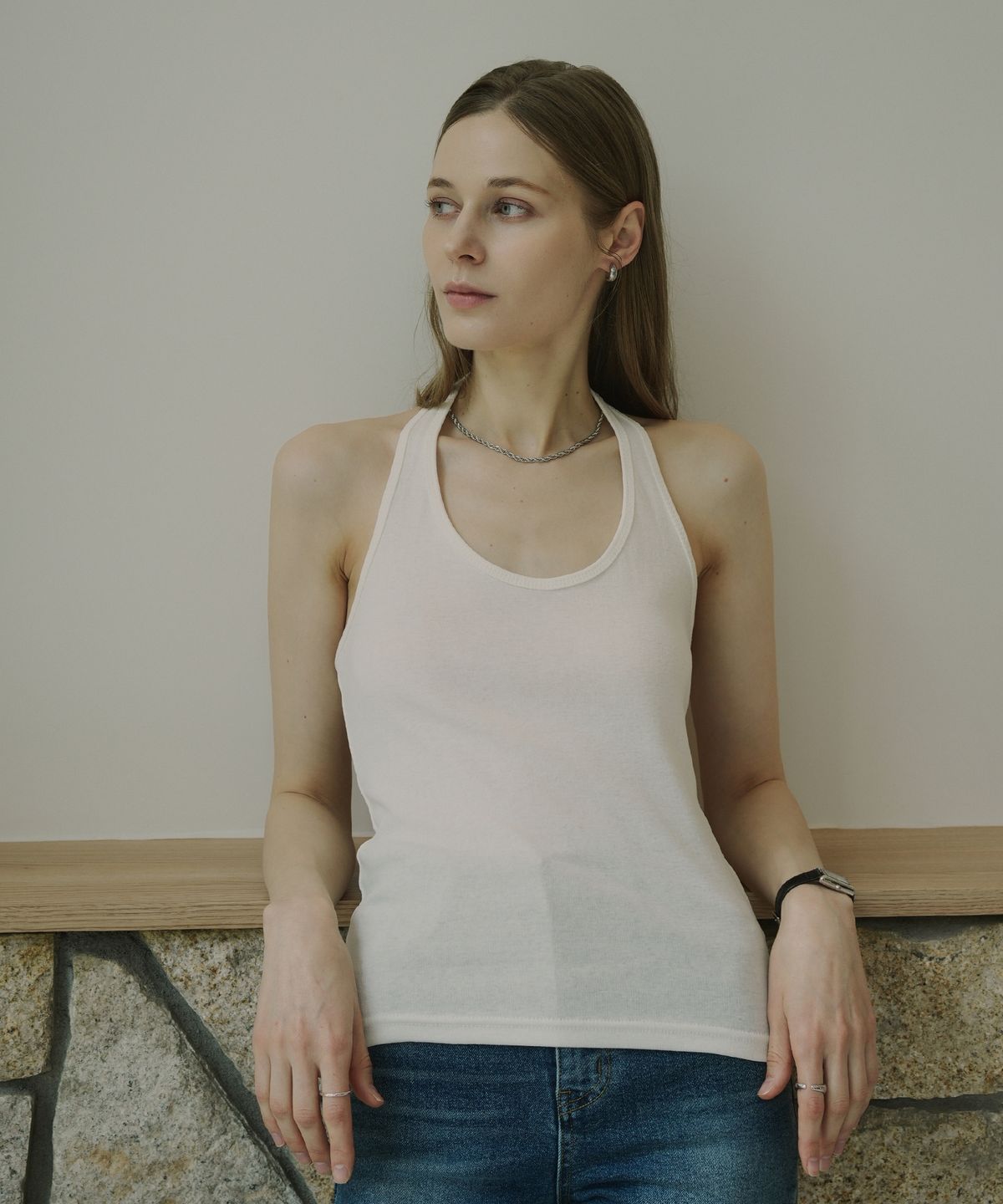 블레티(VLETI) [Cotton 100%] Back Label Halter Sleeveless Top (cream)