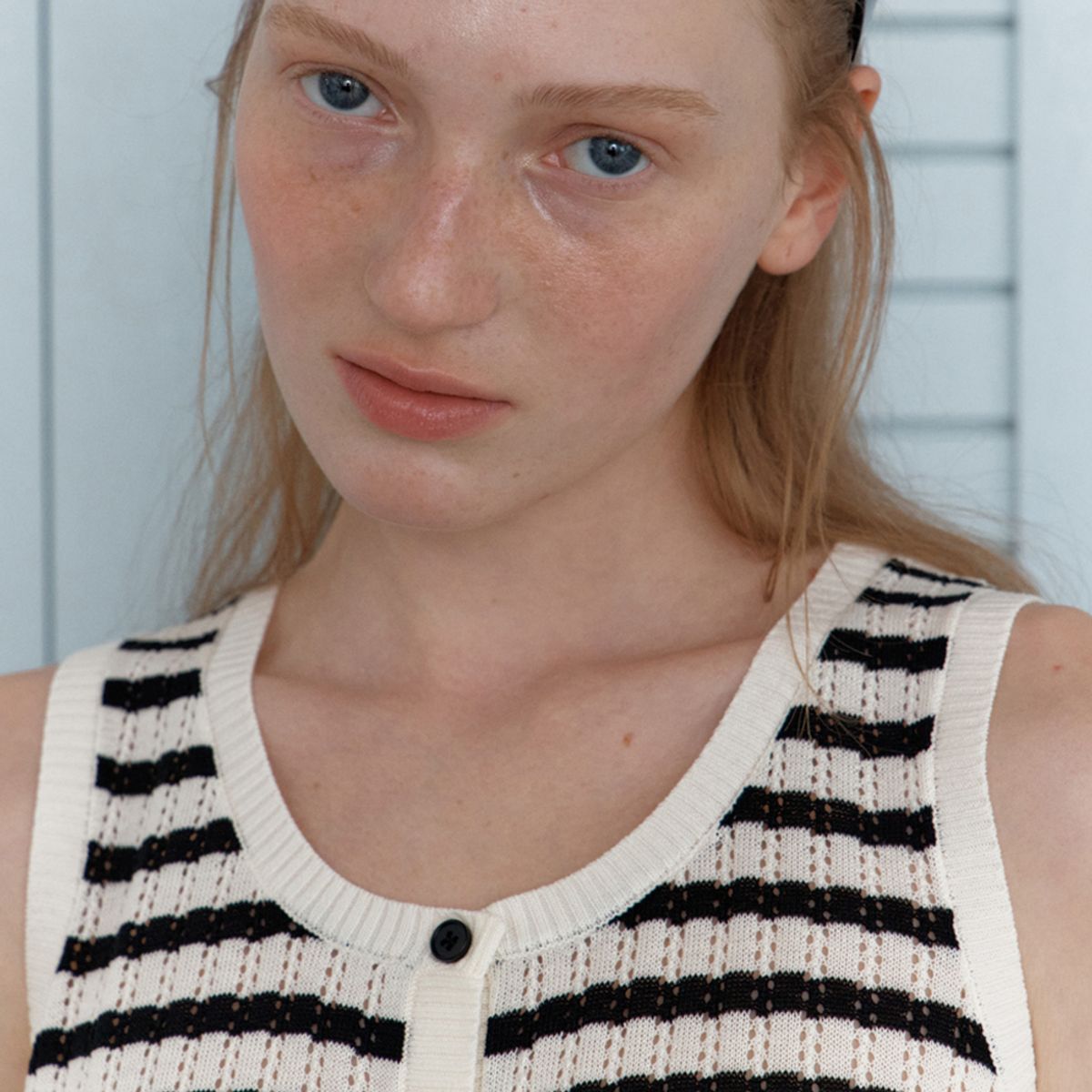 엘씨브이(LCVE) LINEN STRIPE SLEEVELESS KNIT_BLACK