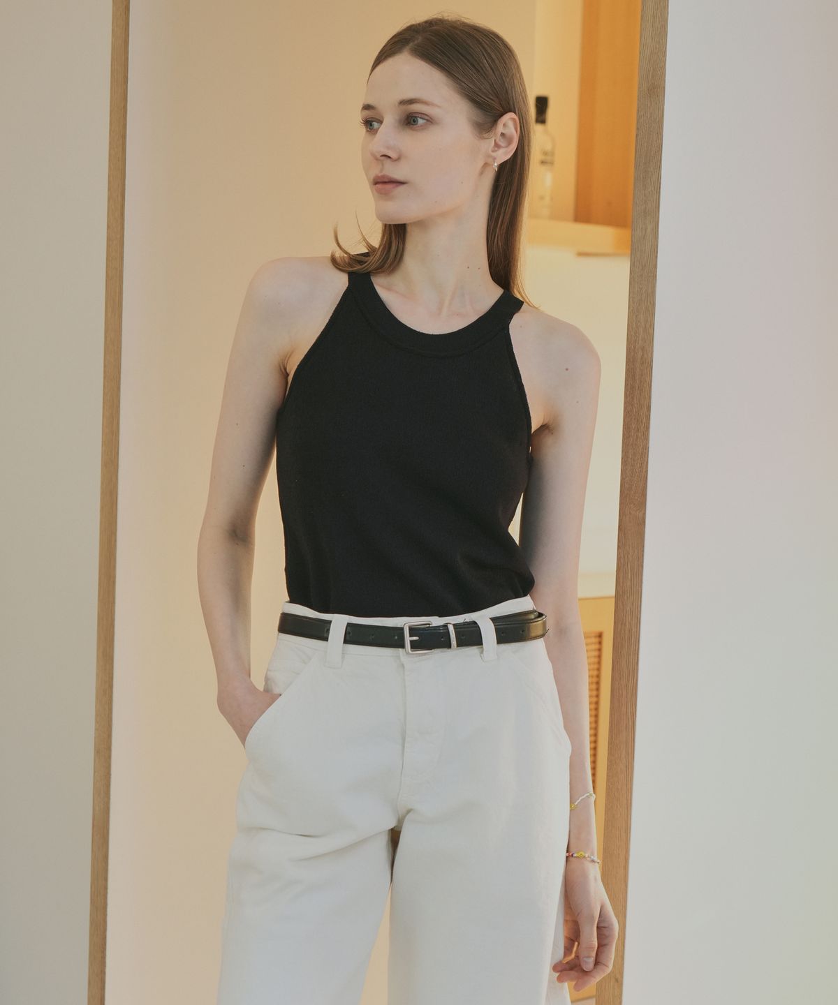 블레티(VLETI) Summer Linen Blend Deep Armhole Sleeveless (black)