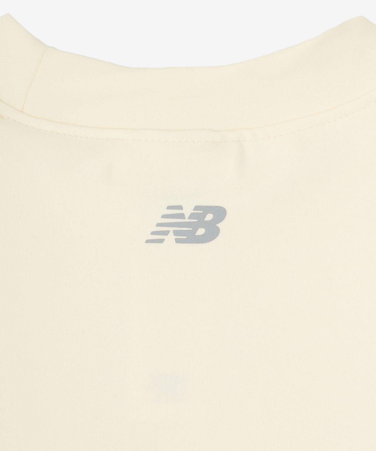 뉴발란스(NEW BALANCE) NBNEG3V812 / WOMEN 디파인 반팔티 (CREAM)