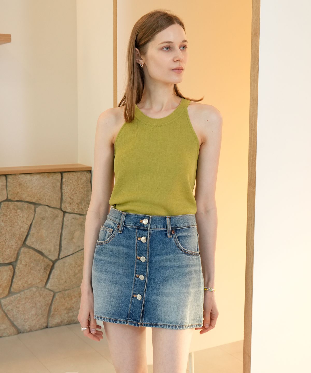 블레티(VLETI) Summer Linen Blend Deep Armhole Sleeveless (olive)