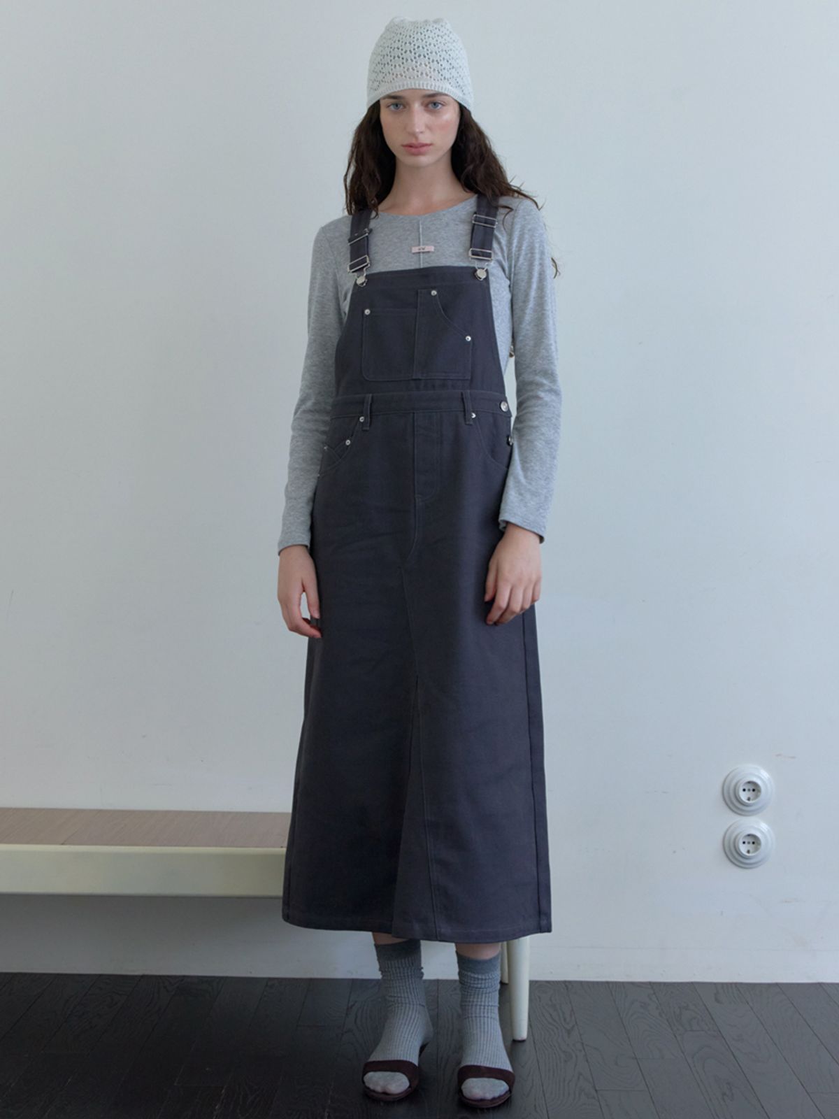 엘씨브이(LCVE) COTTON OVERALL DRESS_CHARCOAL