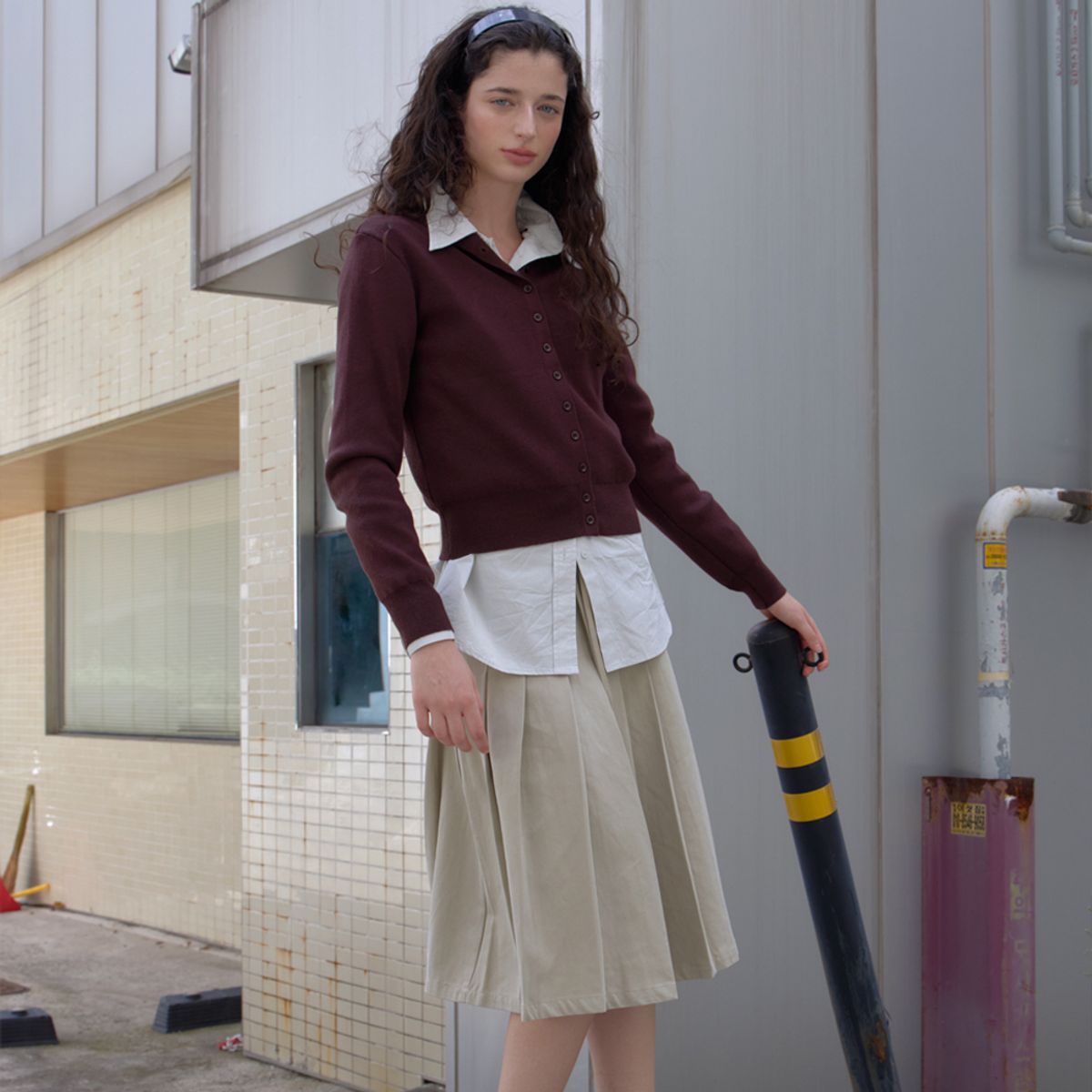 엘씨브이(LCVE) DRAWSTRING PLEATED SKIRT_BEIGE