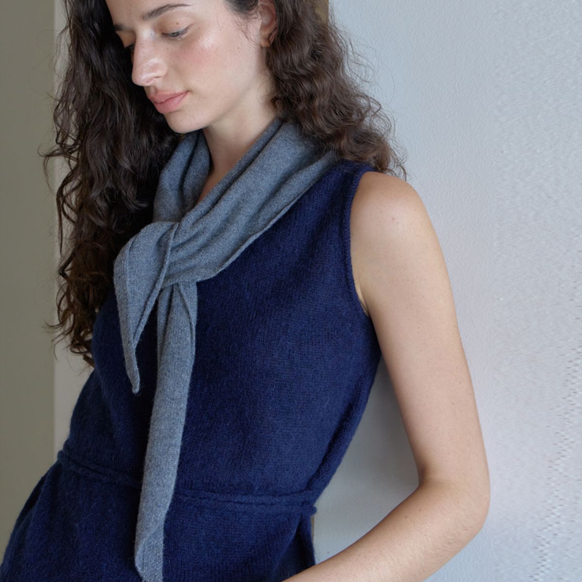 엘씨브이(LCVE) COZY MOHAIR KNIT VEST_COBALT BLUE