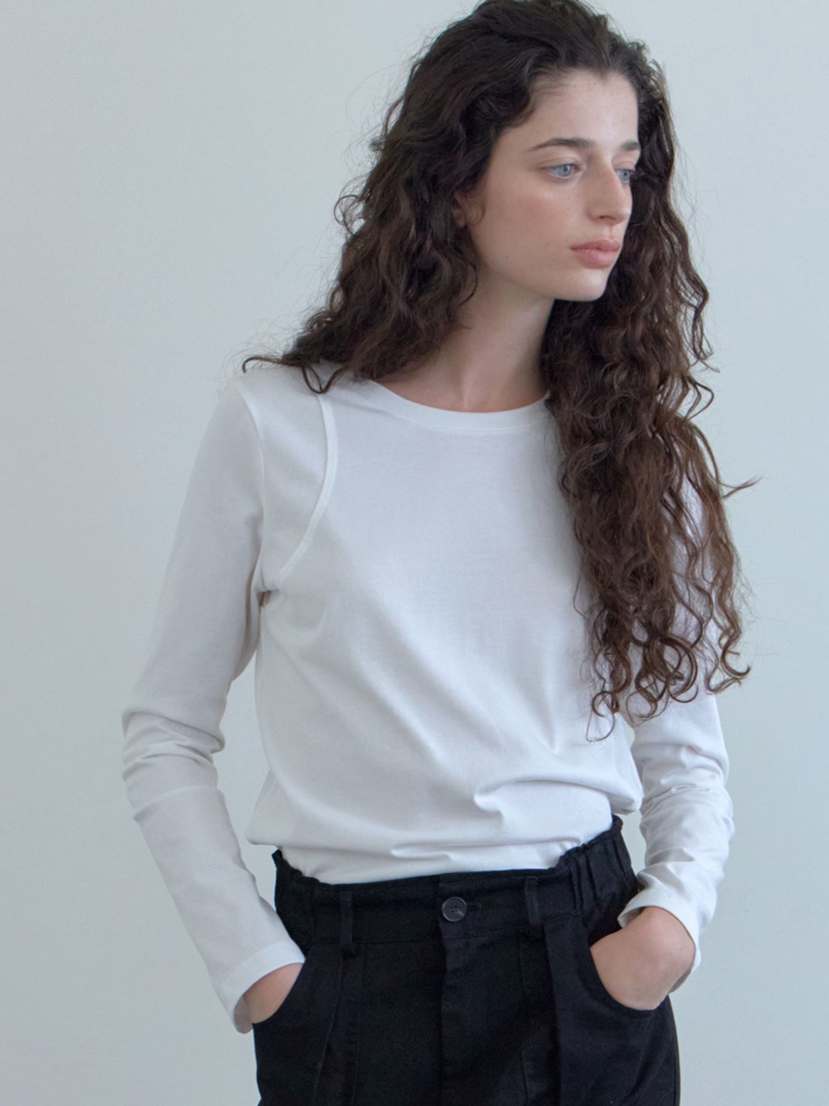 엘씨브이(LCVE) SLIM FIT SEAM DETAIL T-SHIRT_IVORY