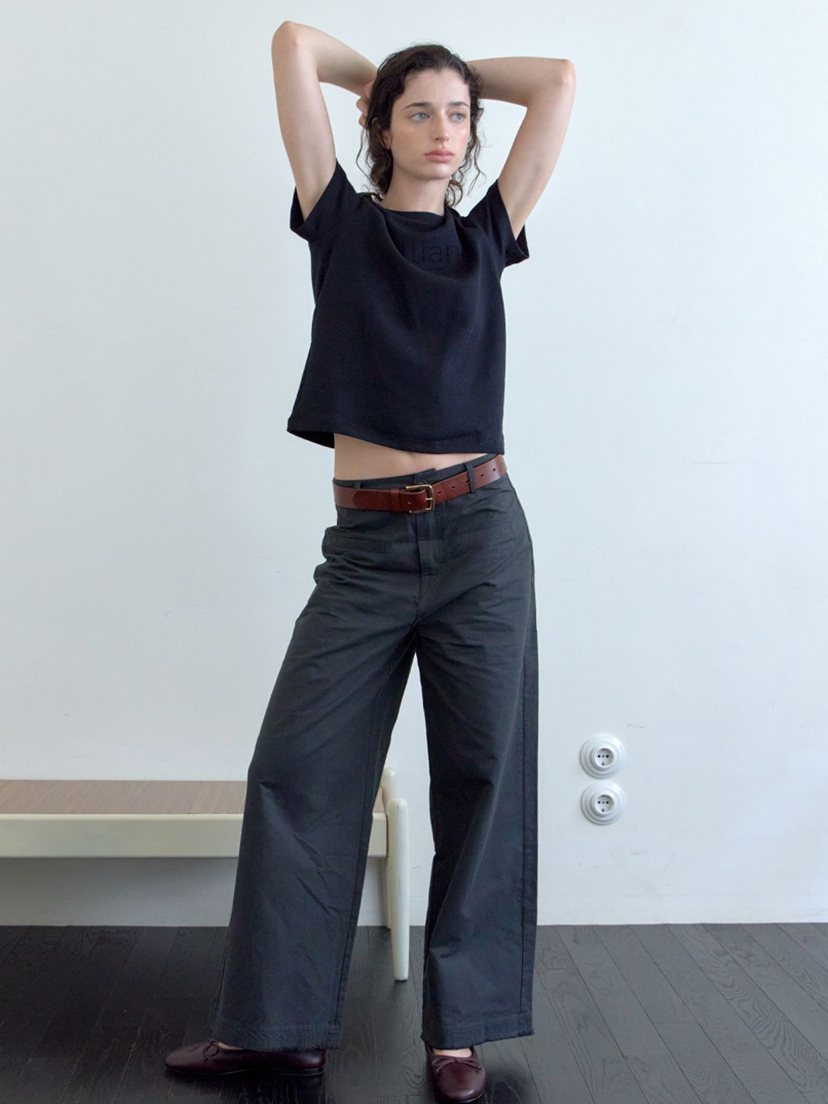 엘씨브이(LCVE) CHAIN EMBROIDERY T-SHIRT_BLACK
