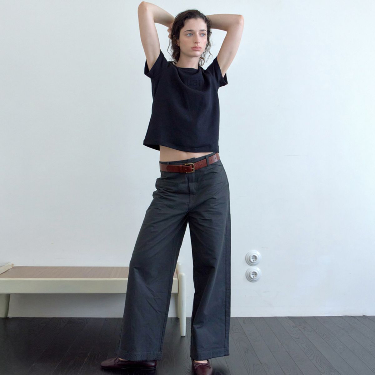엘씨브이(LCVE) CHAIN EMBROIDERY T-SHIRT_BLACK